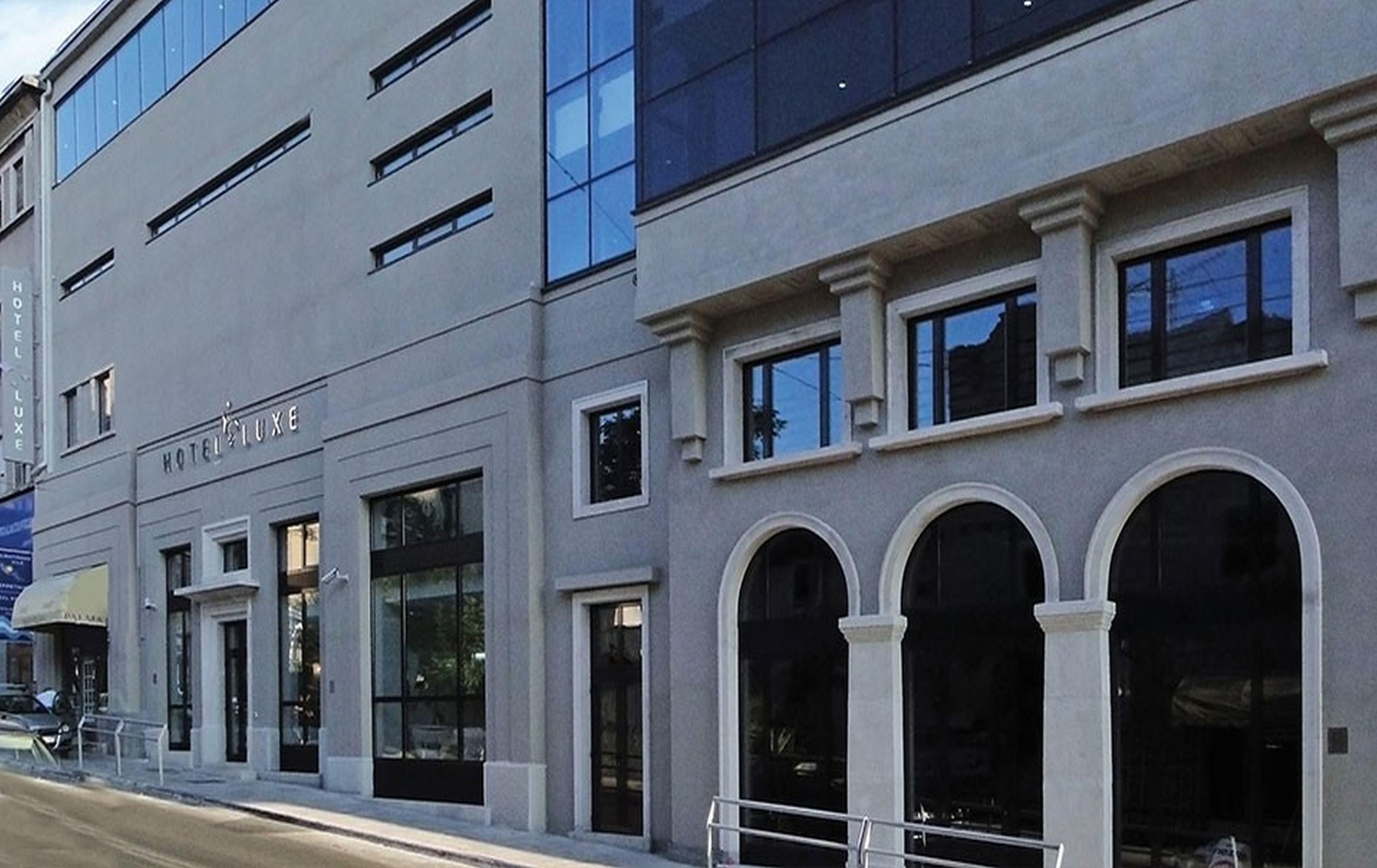 Luxe Boutique Hotel