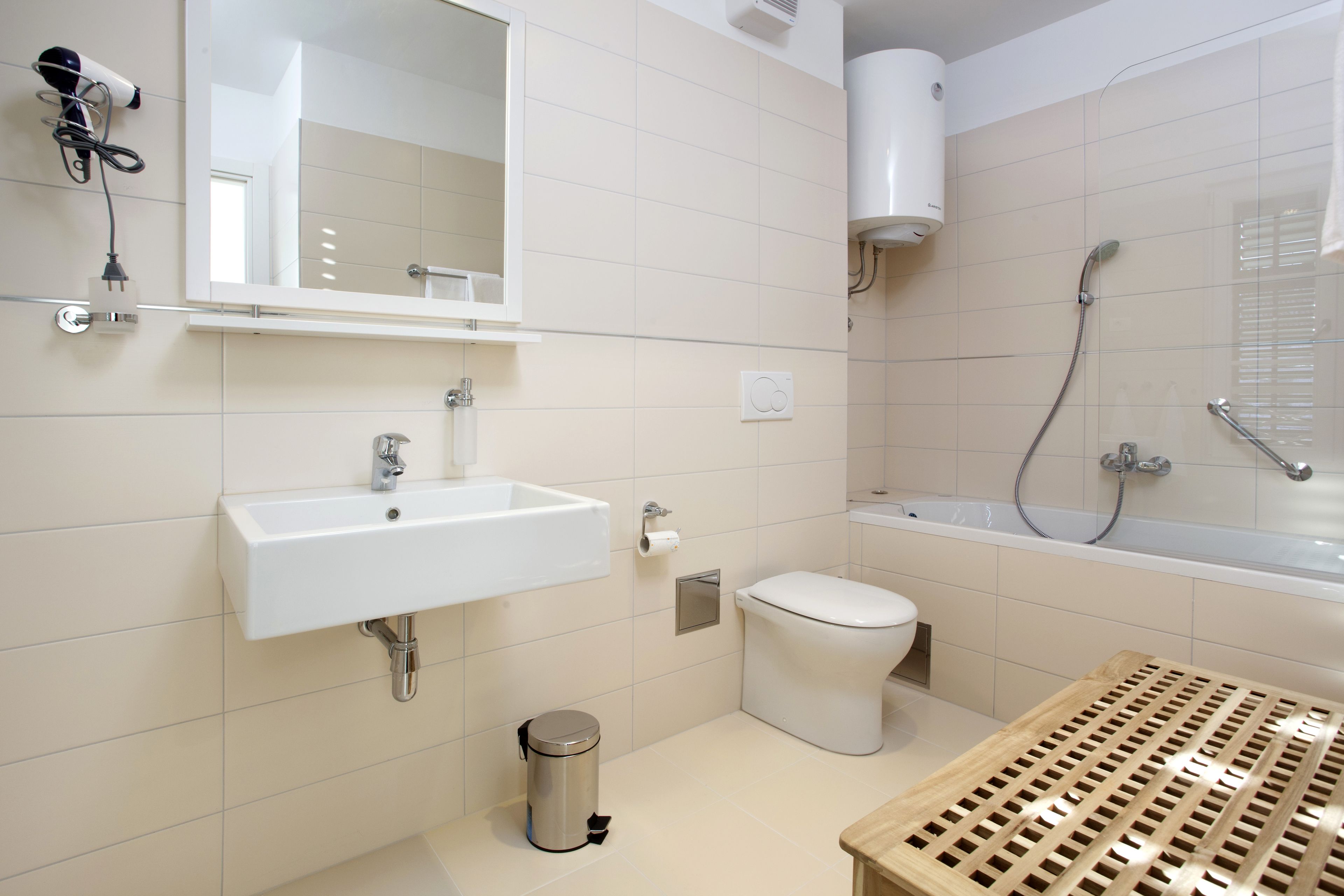 Luxury Apartments Leone