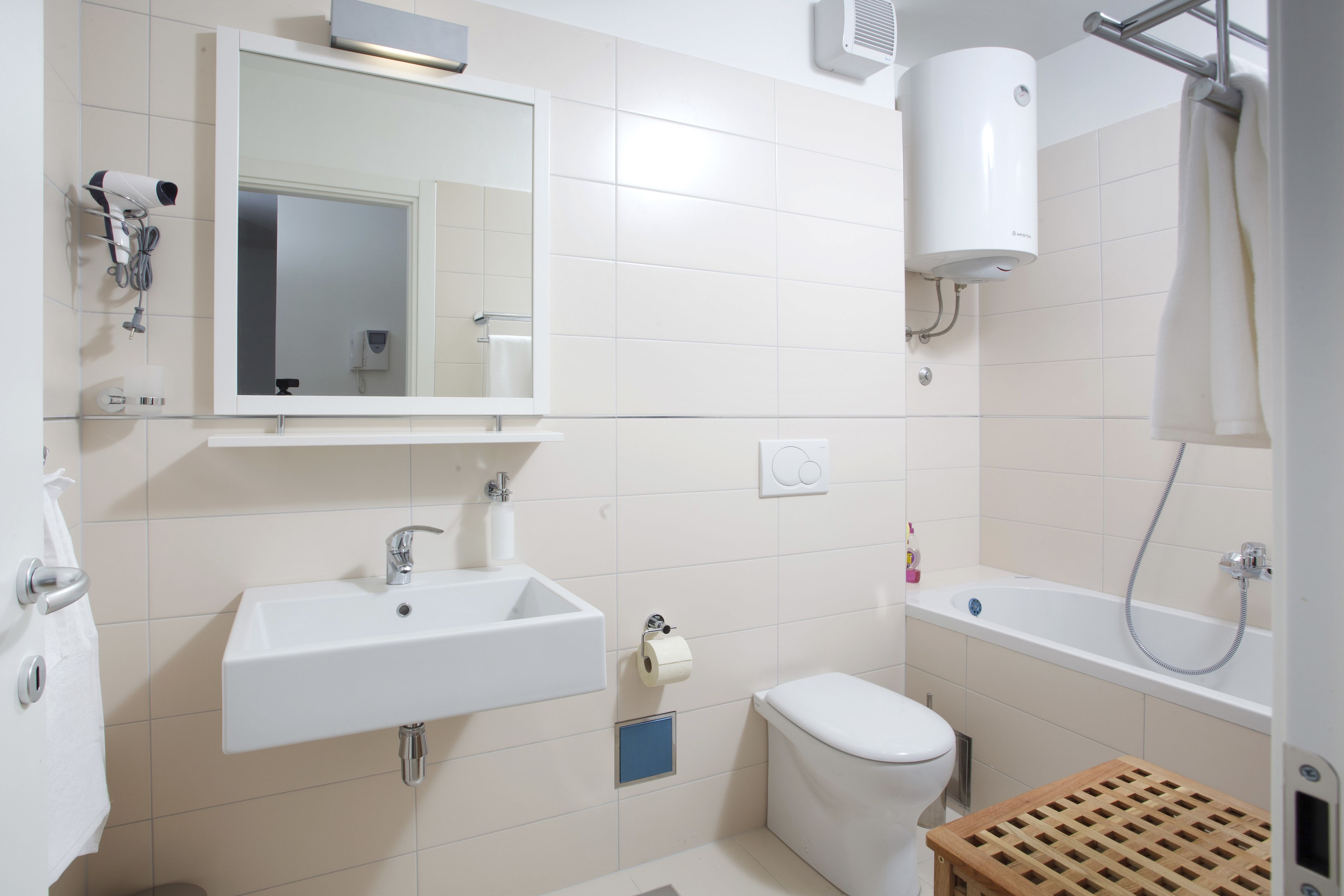 Luxury Apartments Leone