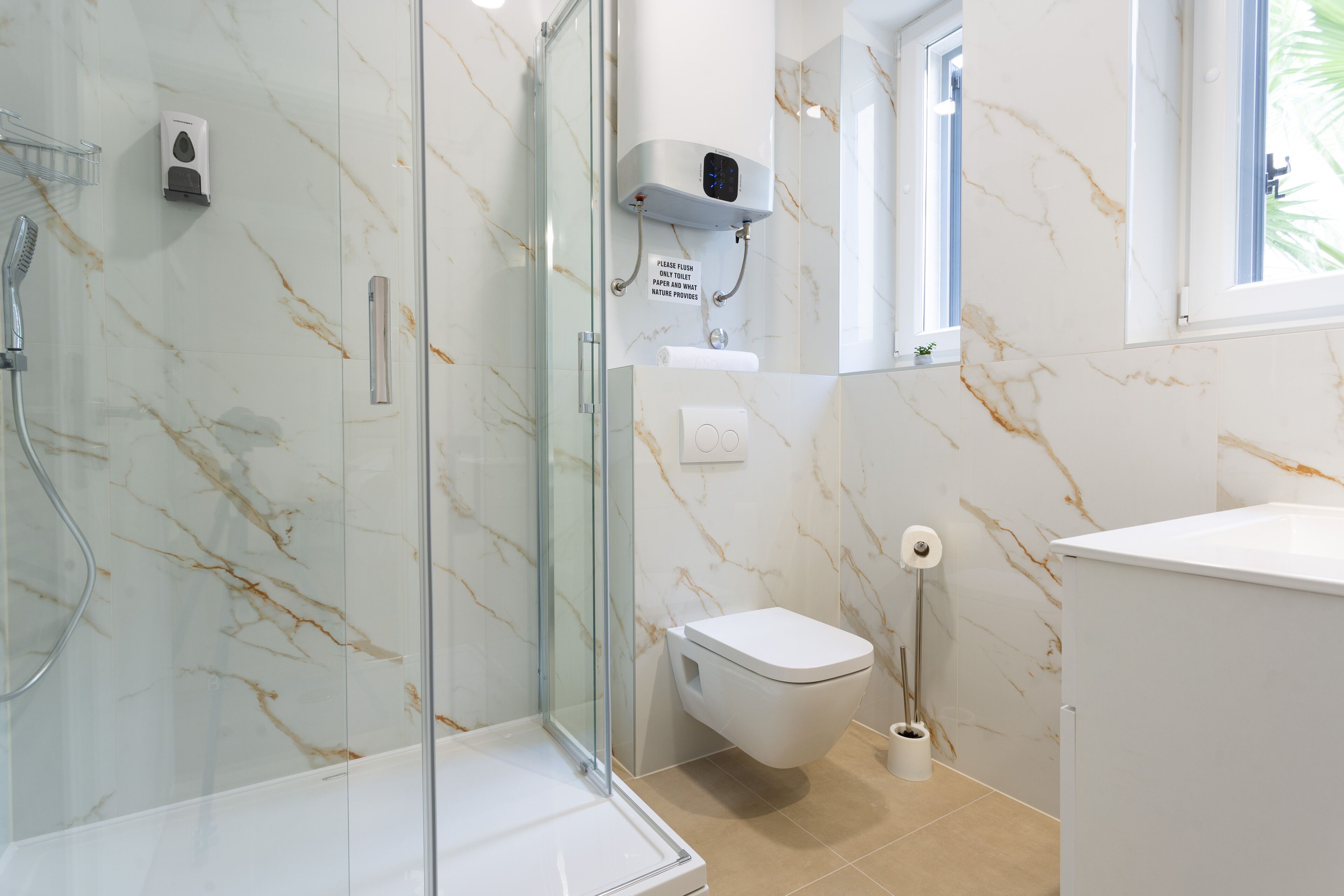 Luxury Rooms Fetivi