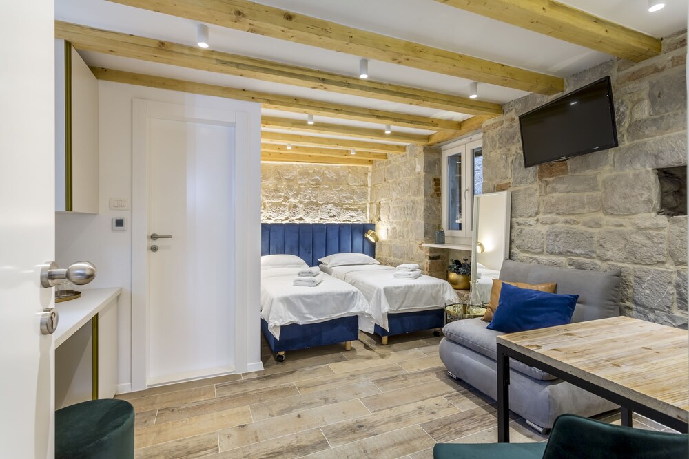 Luxury Rooms Miara