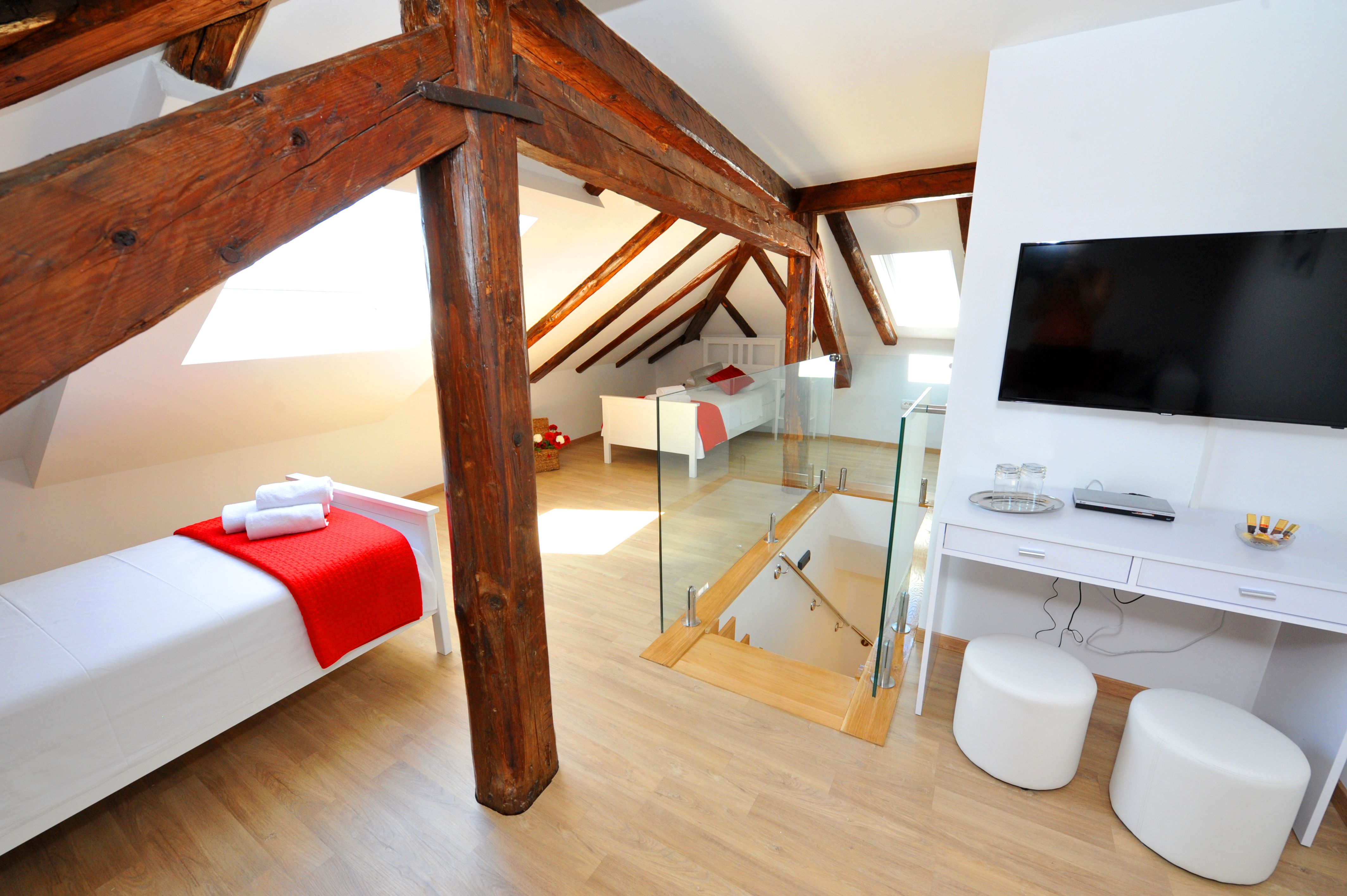 Luxury Rooms Nirvana