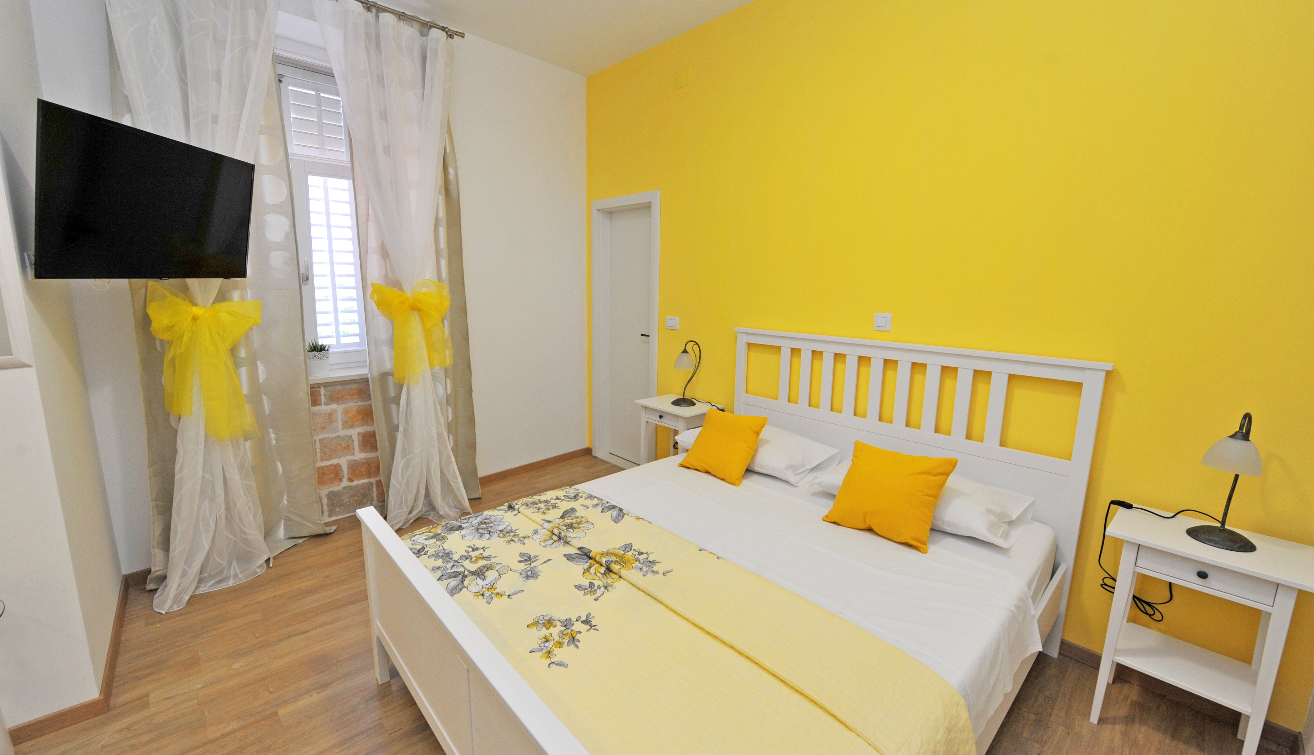 Luxury Rooms Nirvana