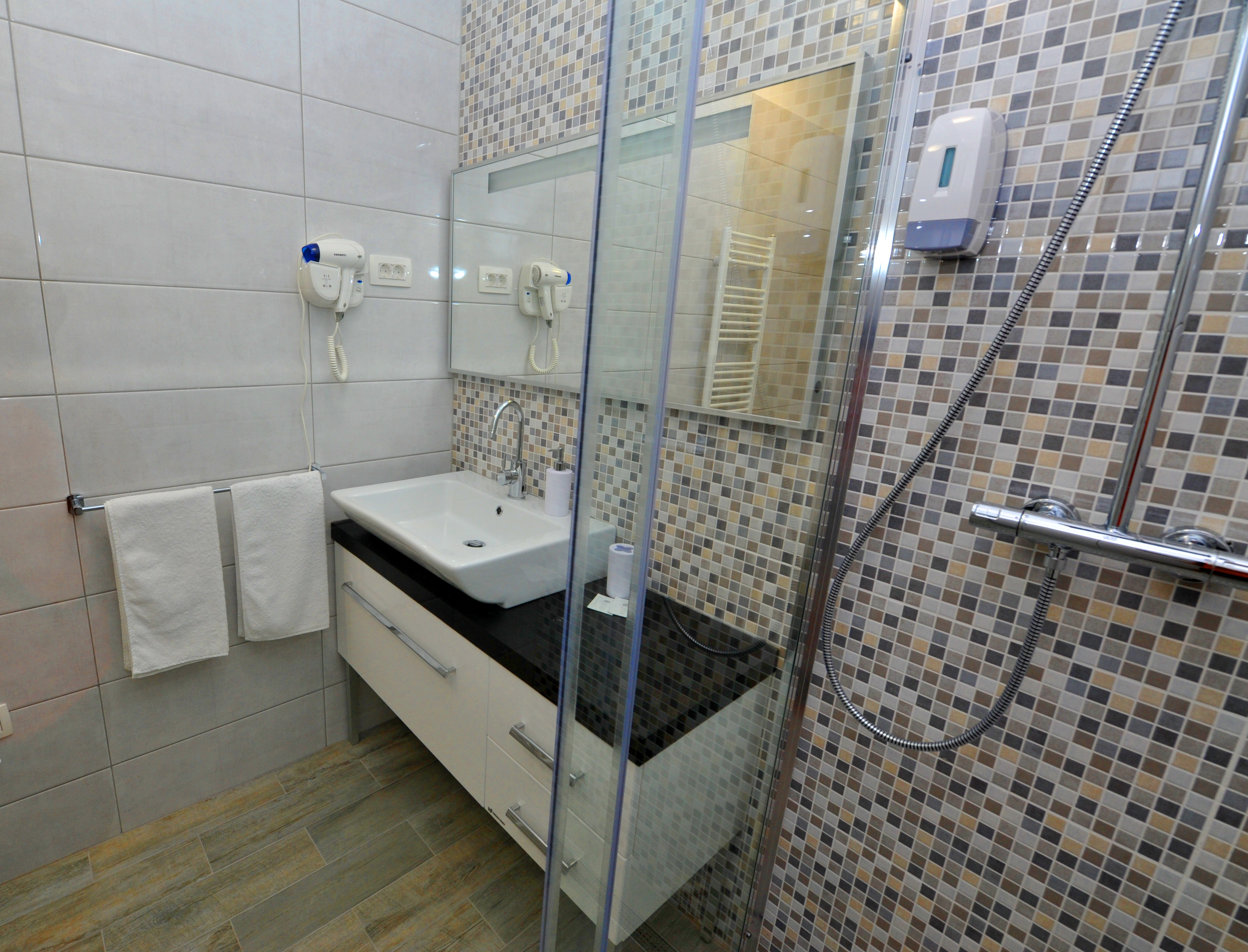 Luxury Rooms Nirvana