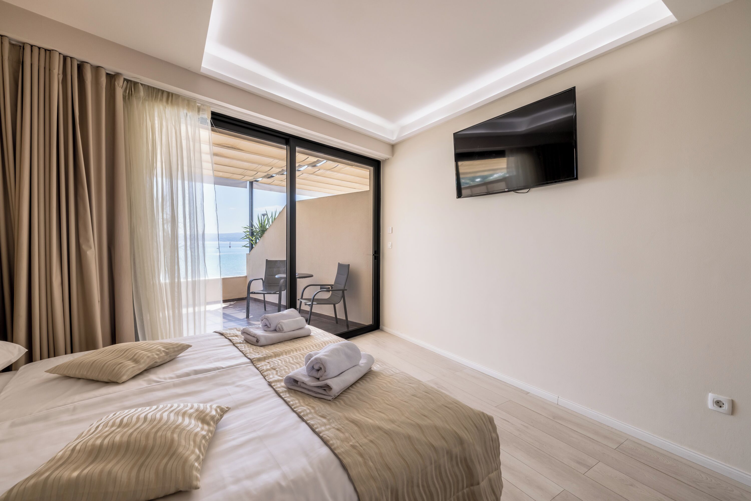Luxury Rooms Seven