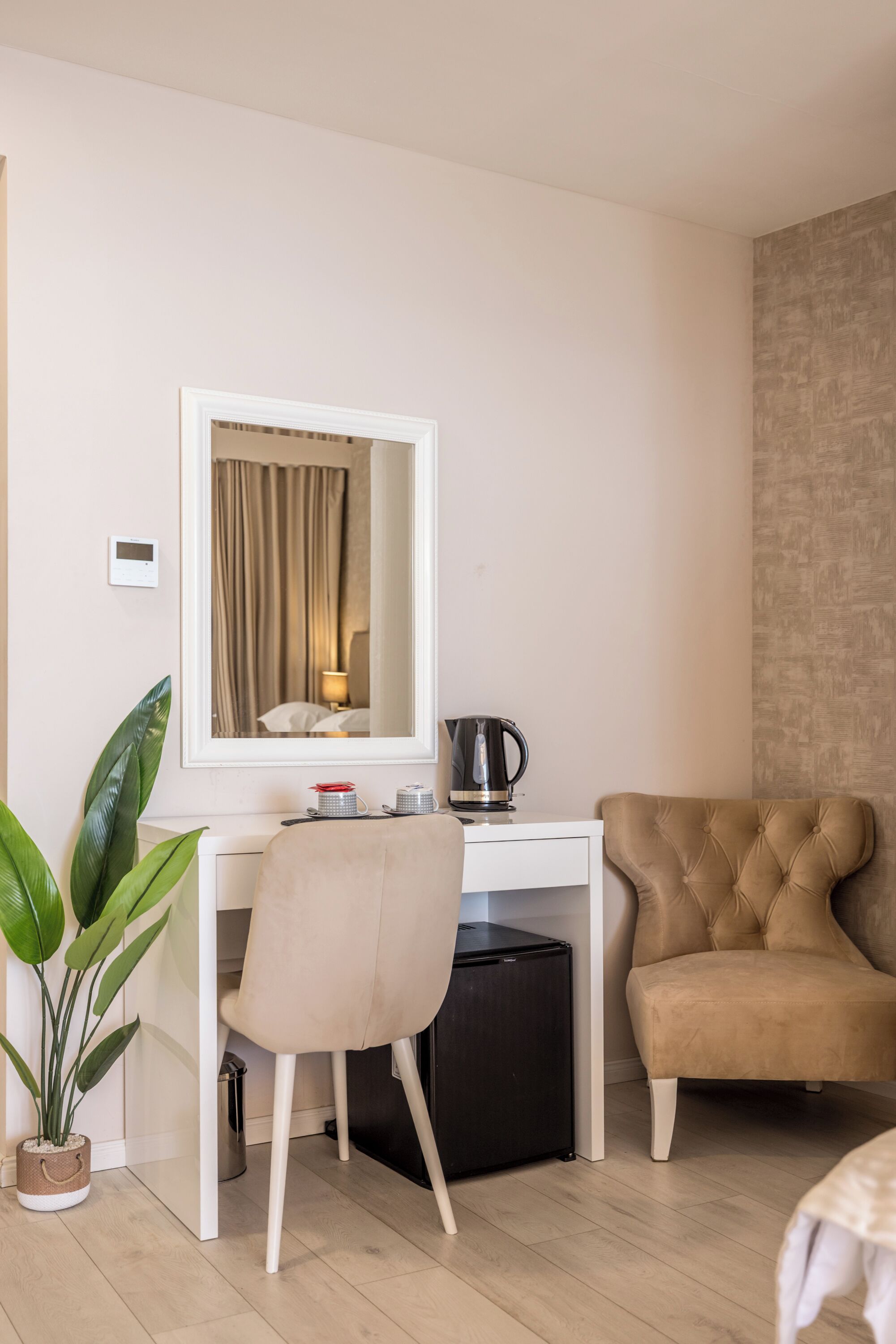 Luxury Rooms Seven