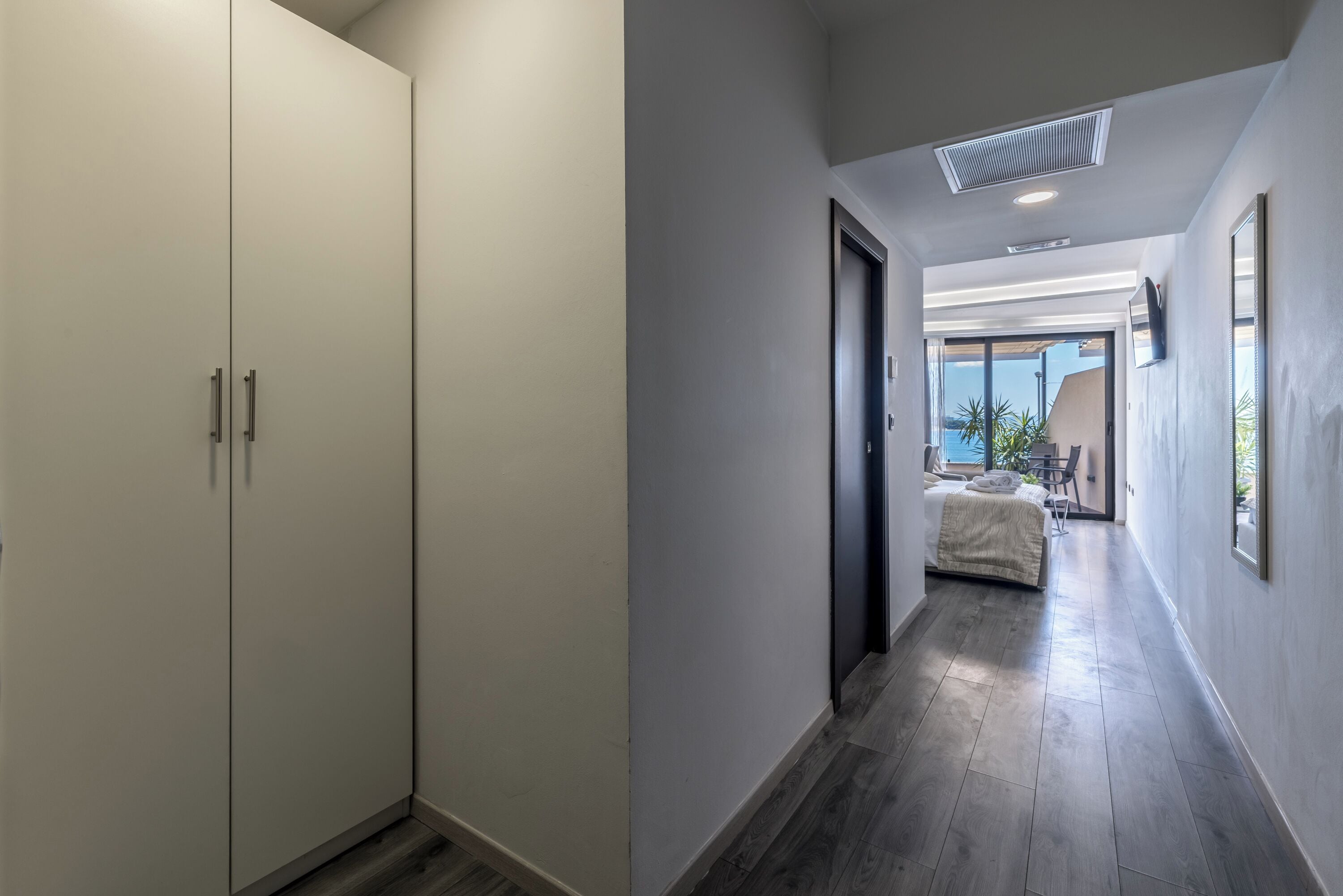 Luxury Rooms Seven