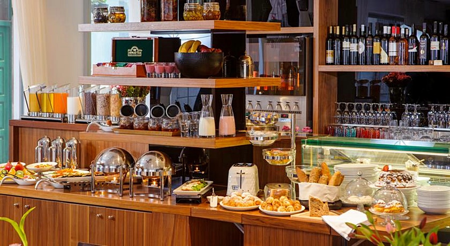 Marmont Heritage Hotel