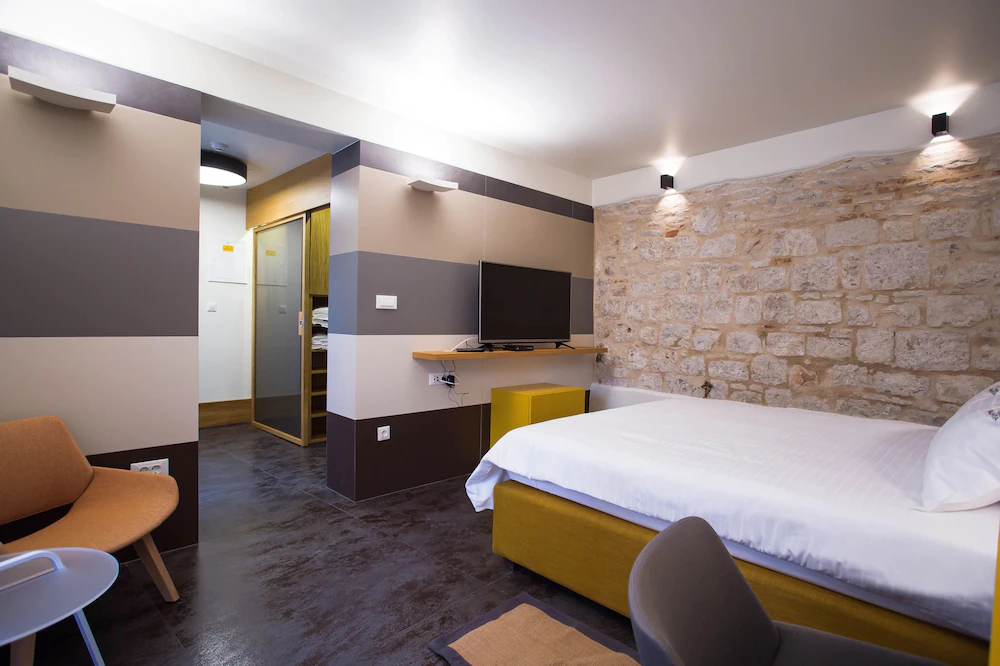 Mijama Suites