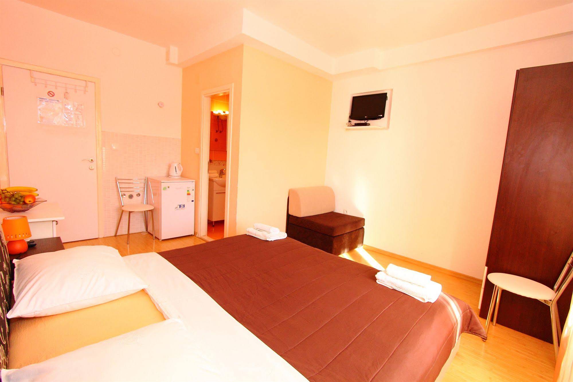 Nirvana Rooms