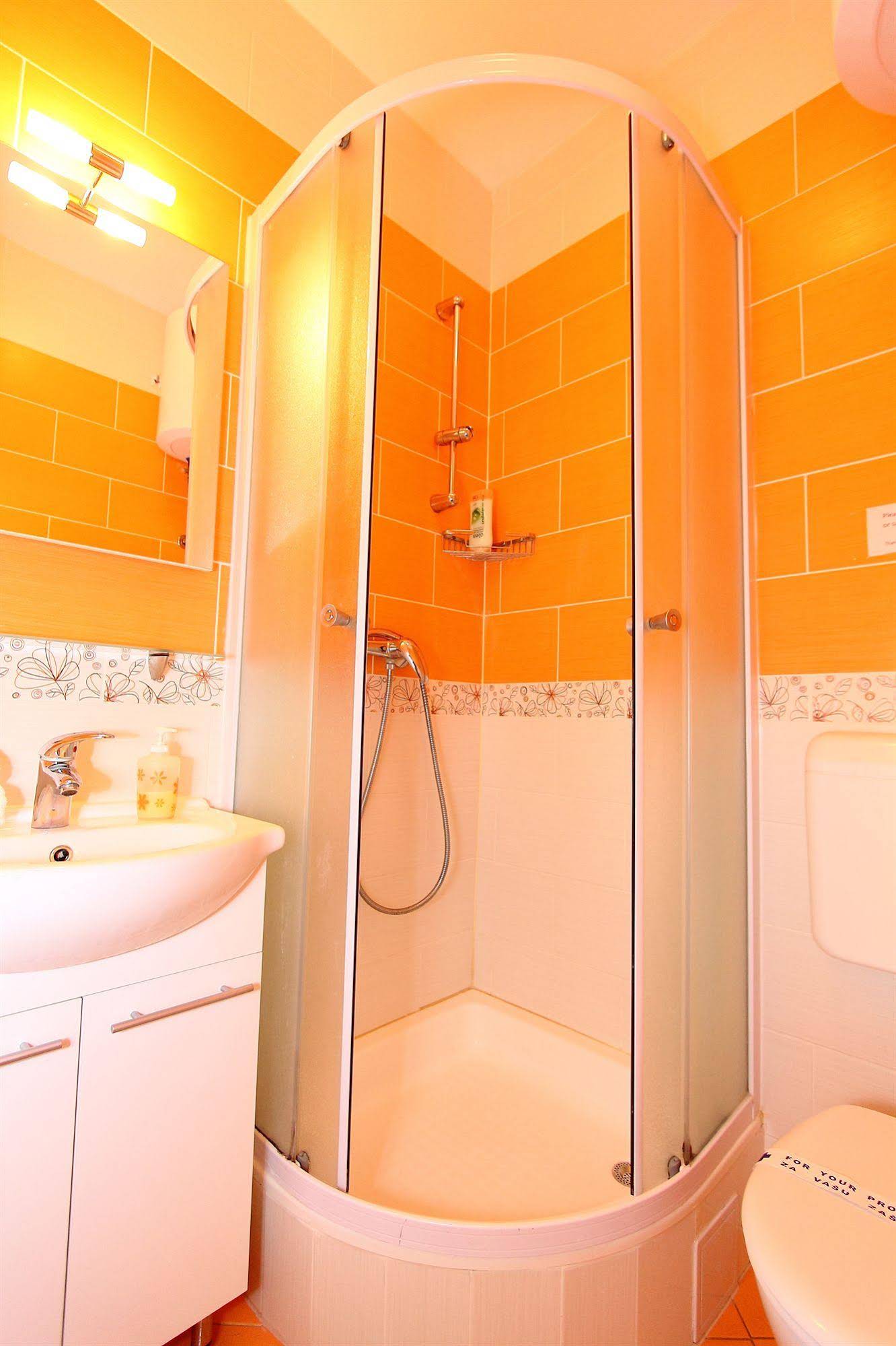 Nirvana Rooms