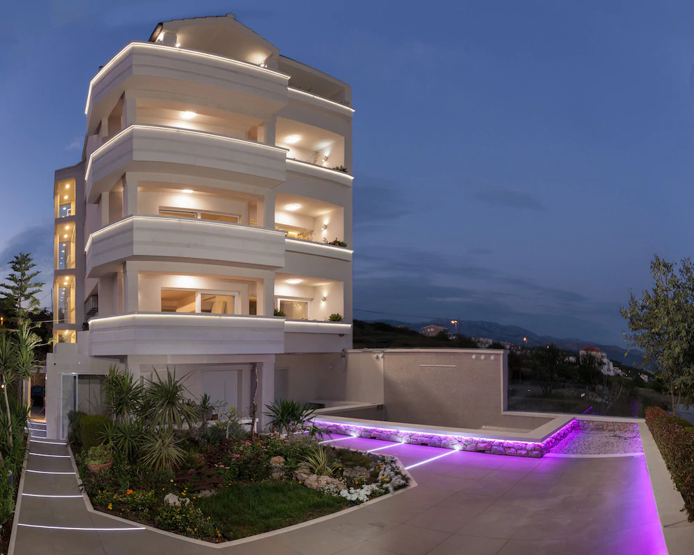 Palace Lidija