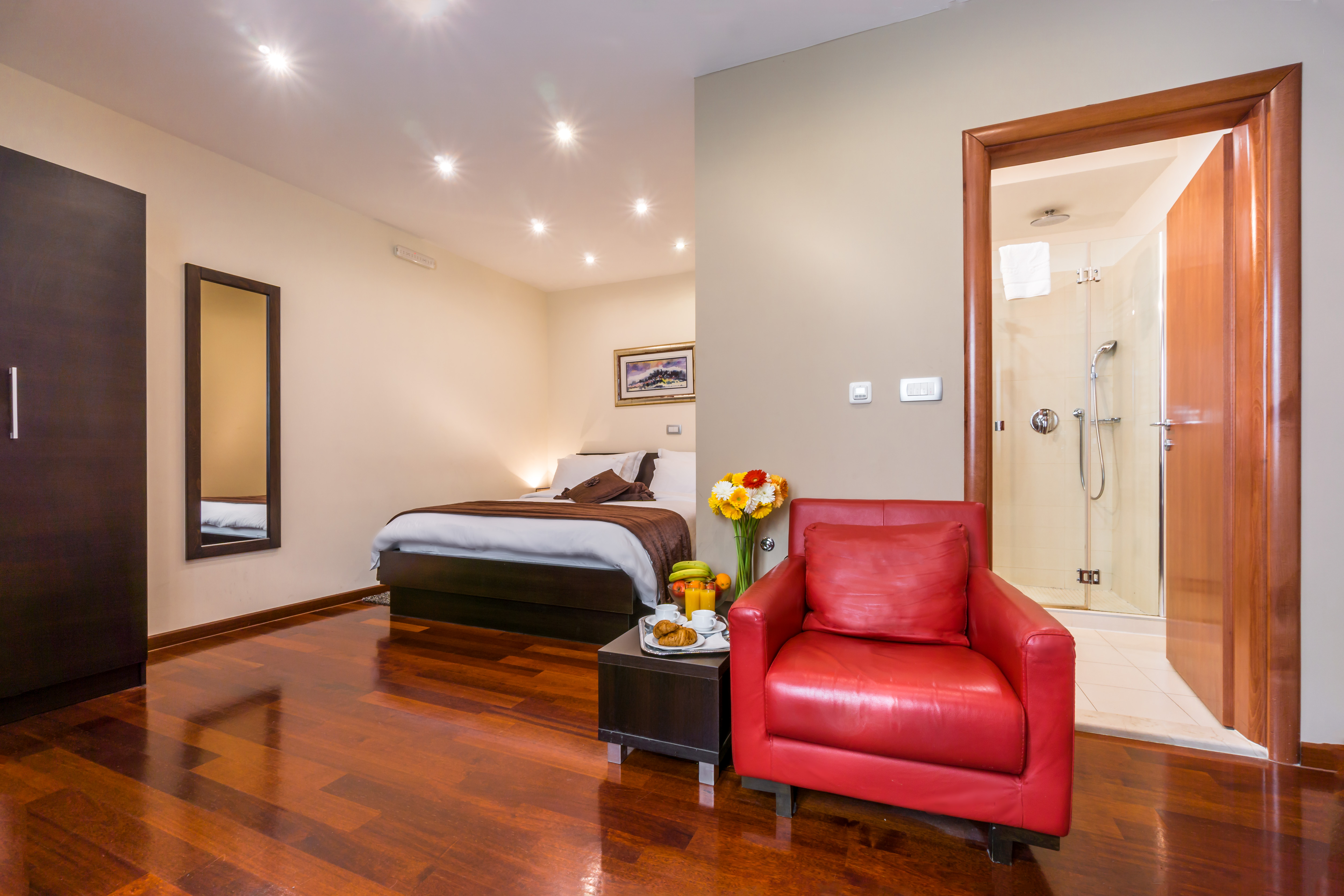 Palace Suites