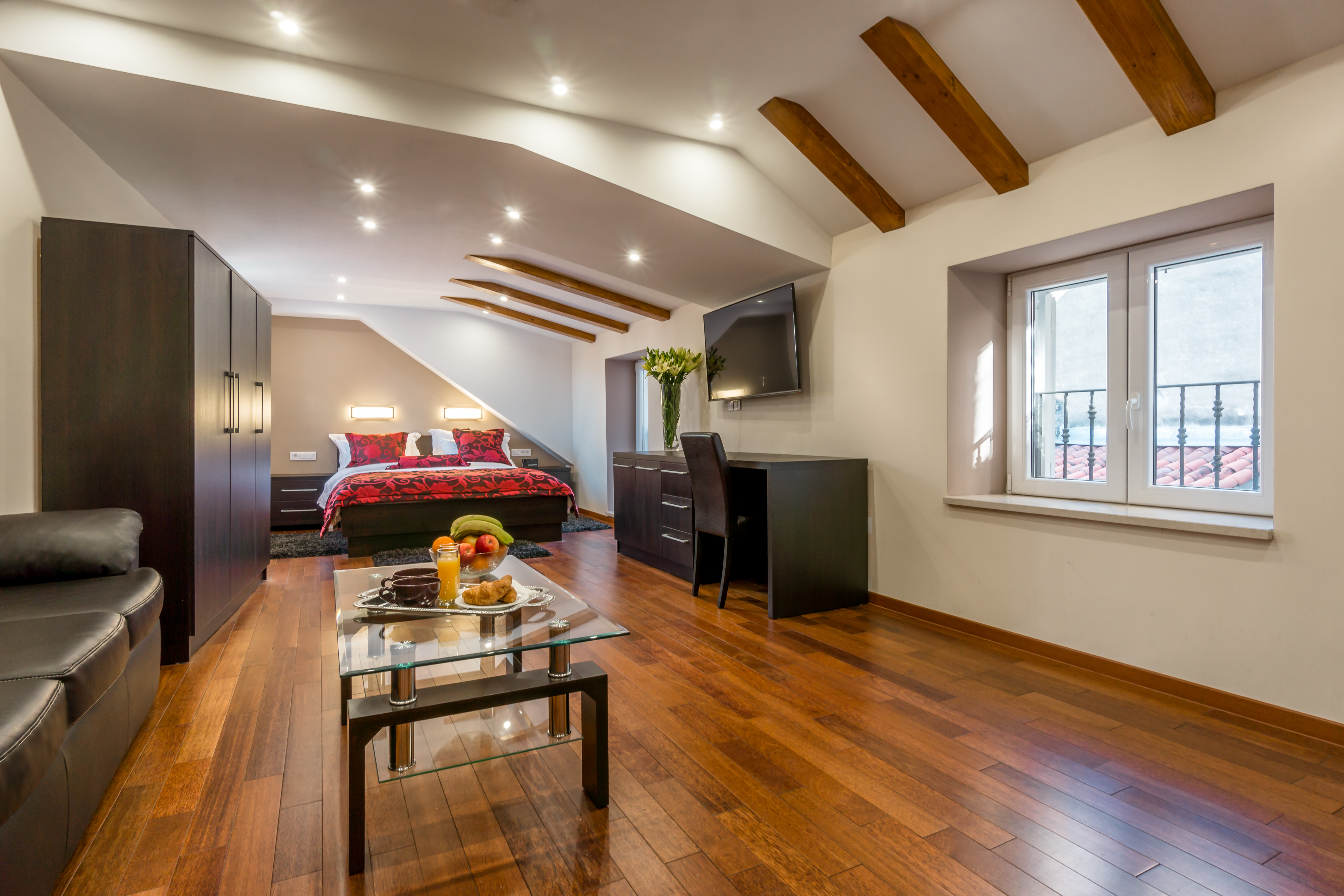 Palace Suites
