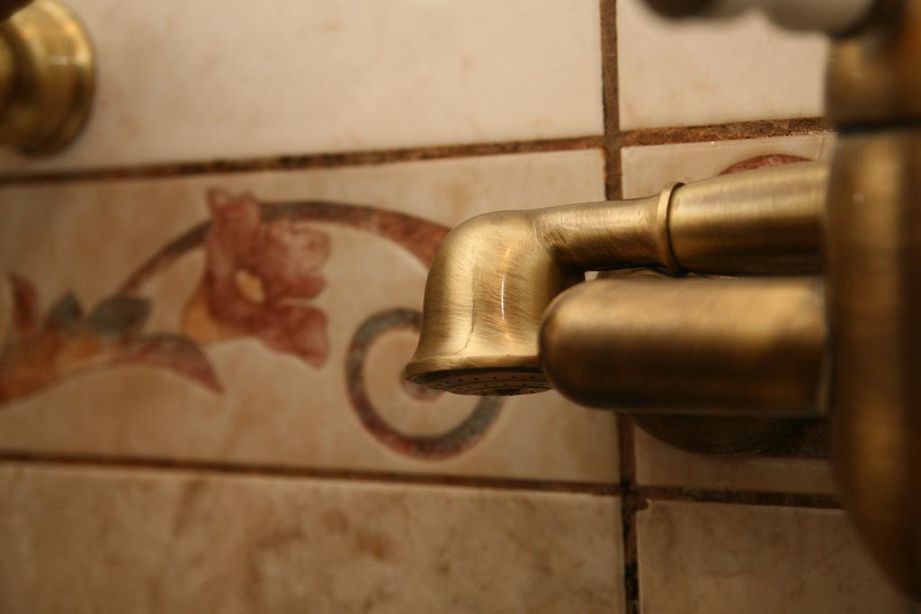 Peristil