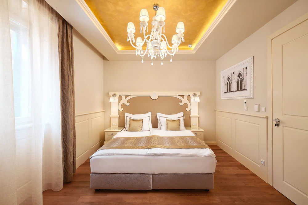 Piazza Heritage Hotel
