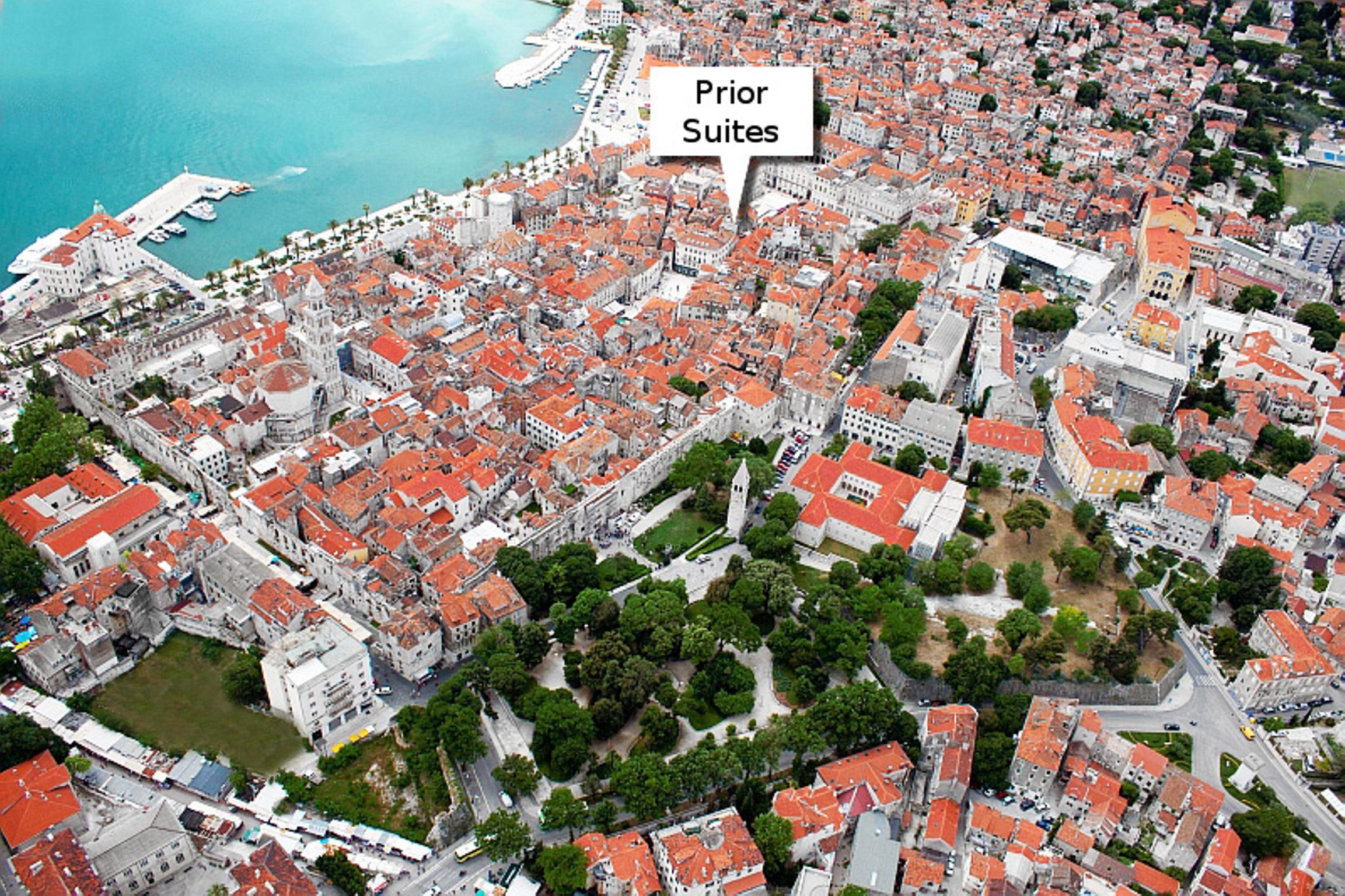 Prior Suites Split
