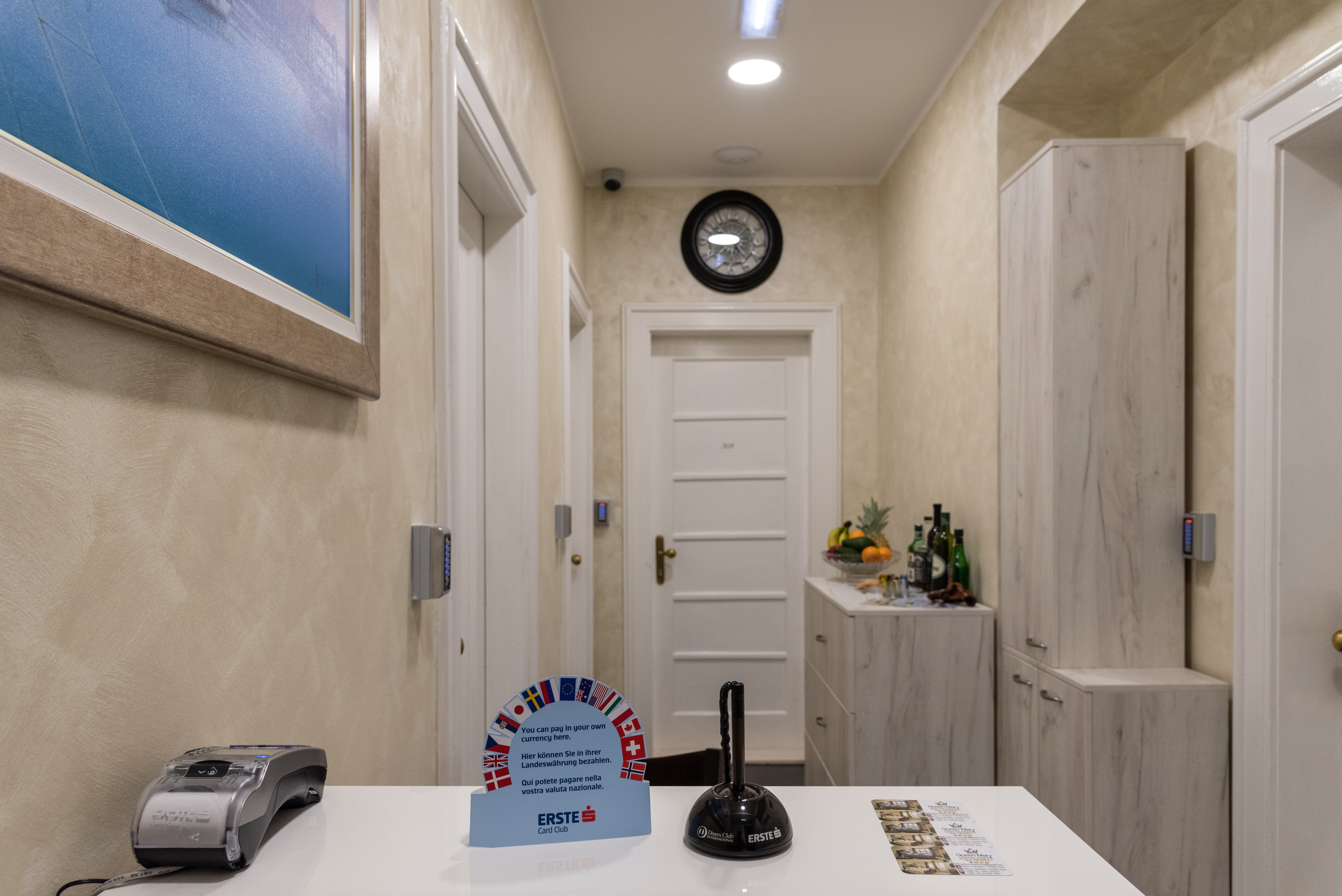Palace Queen Mary Luxury Rooms