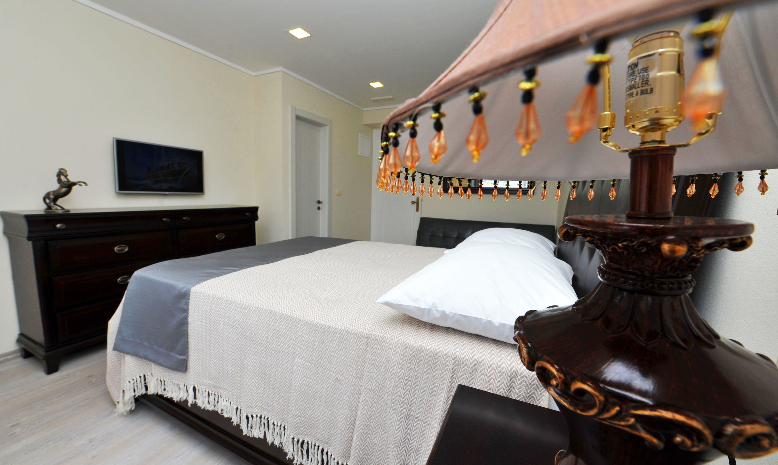 Palace Queen Mary Luxury Rooms