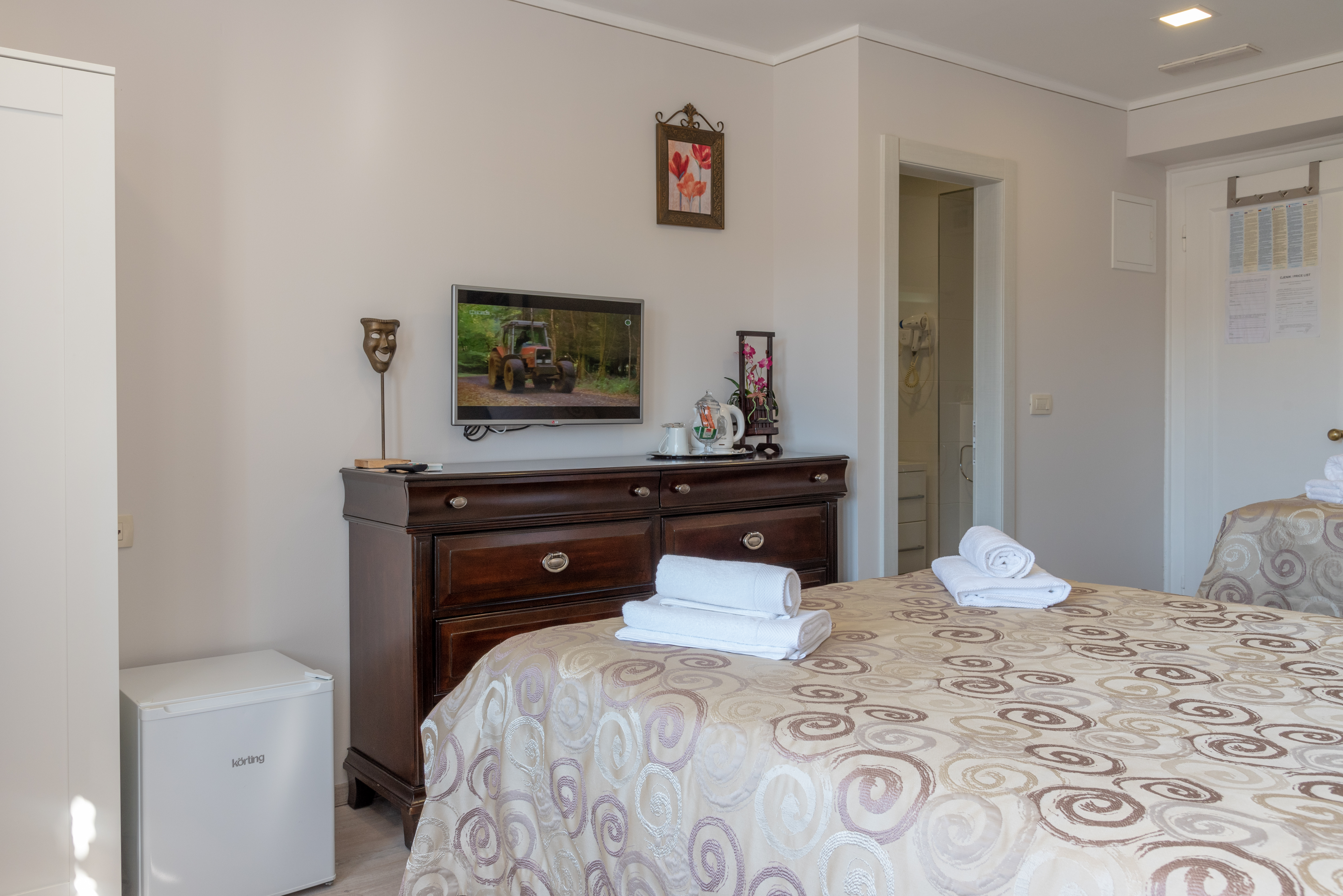 Palace Queen Mary Luxury Rooms