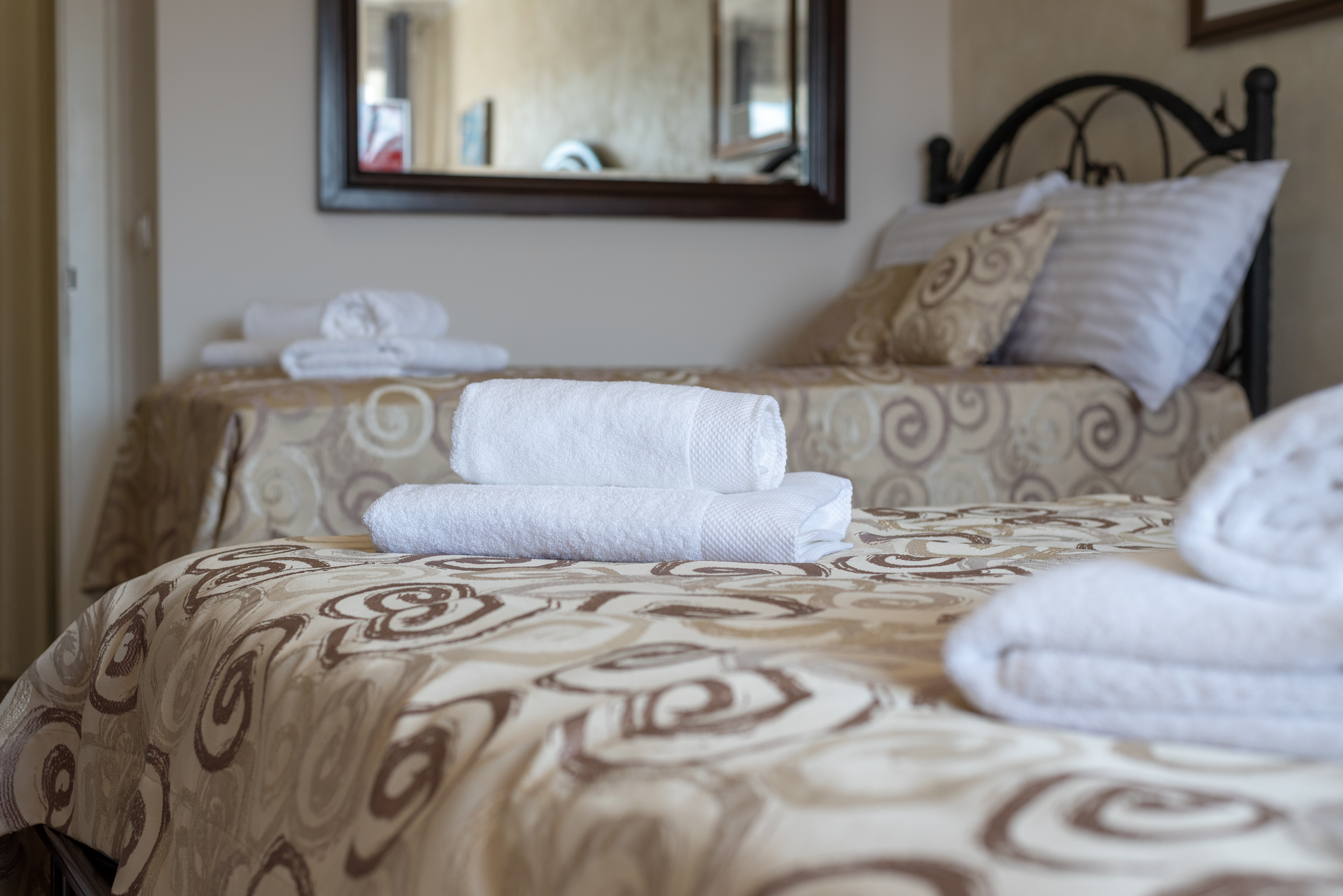 Palace Queen Mary Luxury Rooms