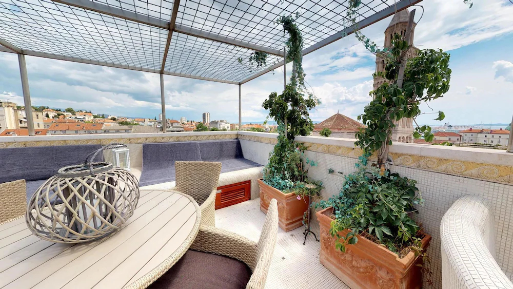 Riva Apartments
