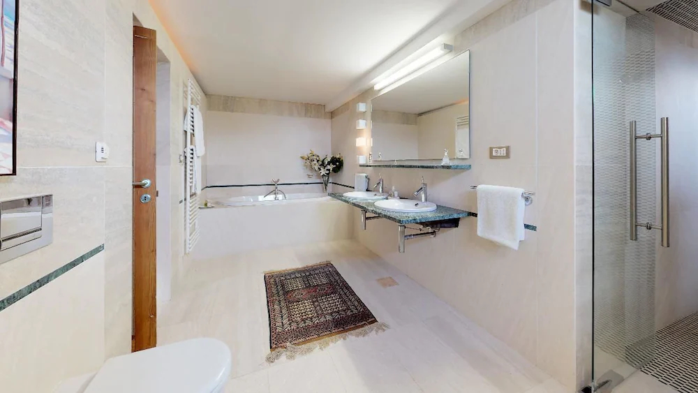 Riva Apartments