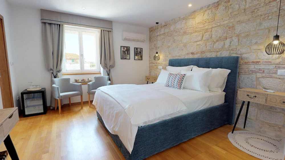 Riva Apartments