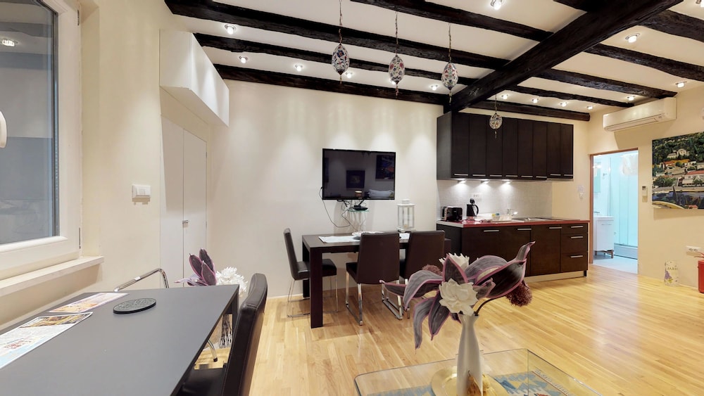 Riva Apartments