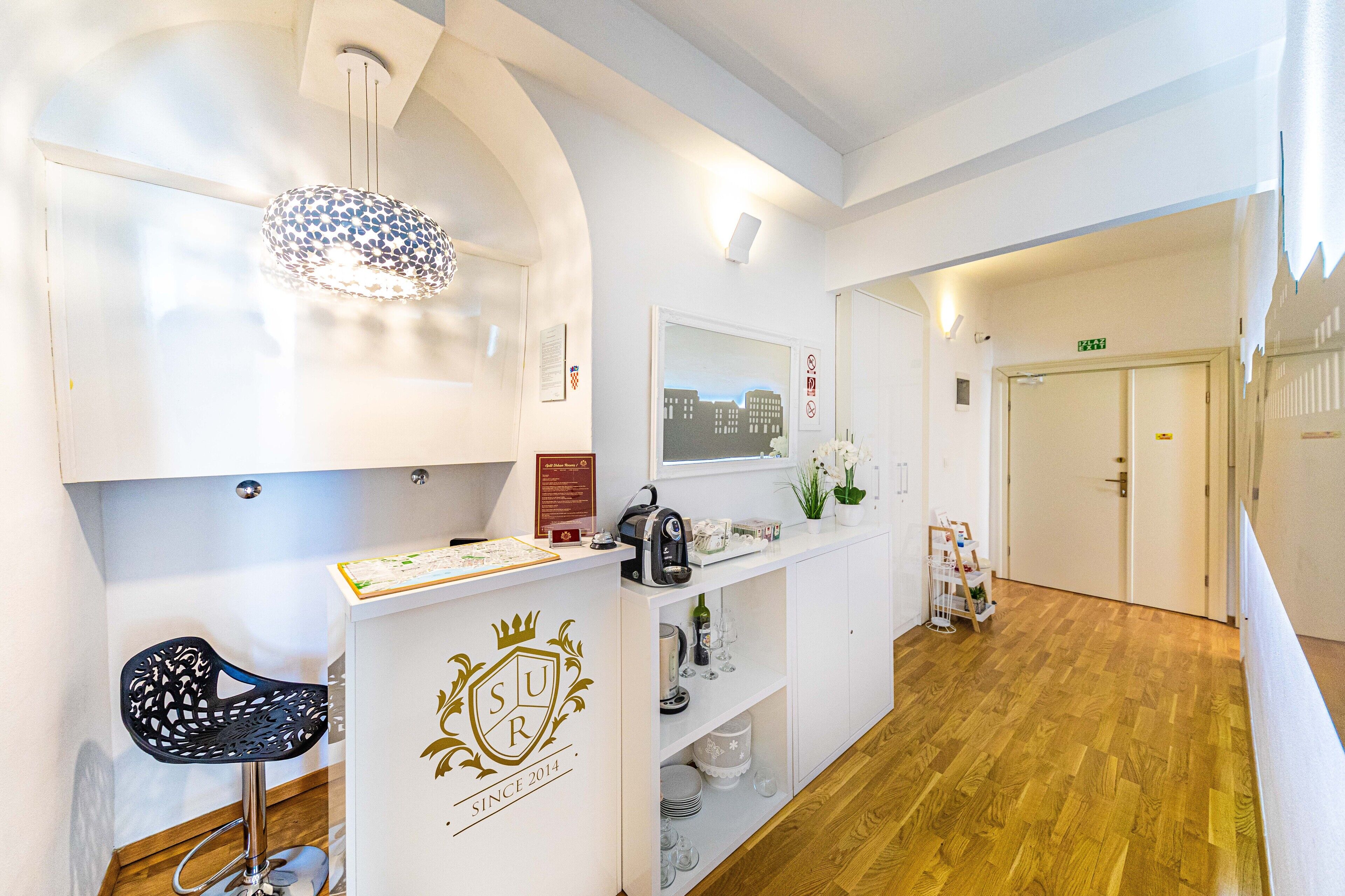 Riva City Rooms