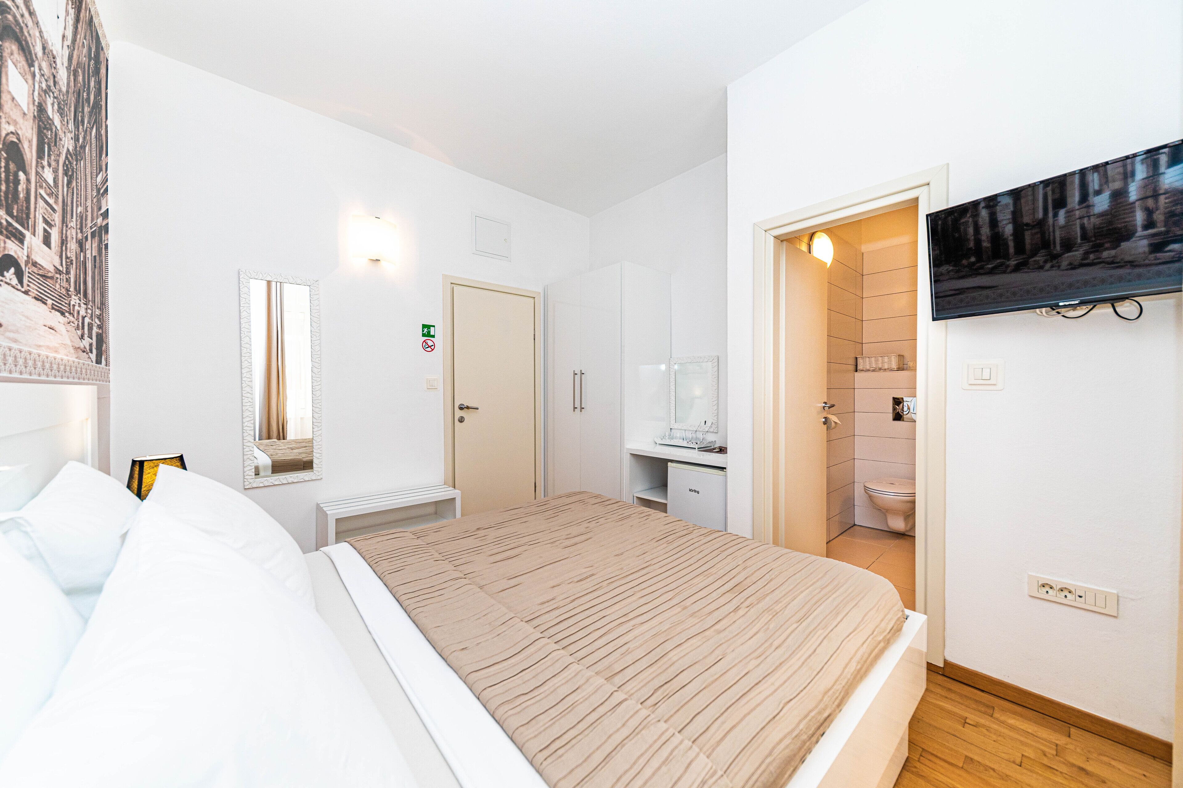 Riva City Rooms
