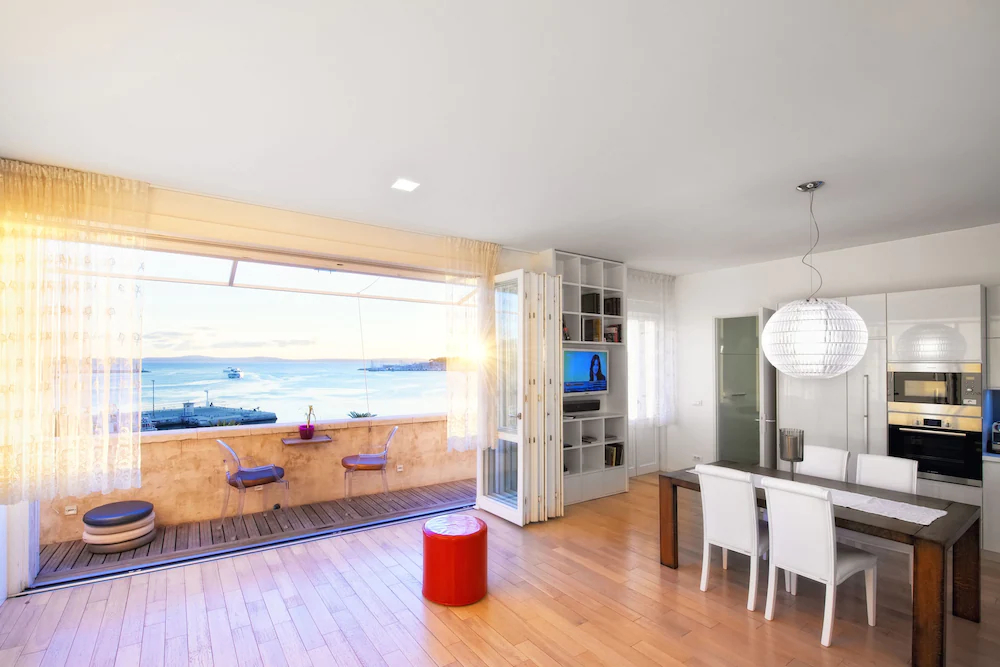 Riva Luxury Suites