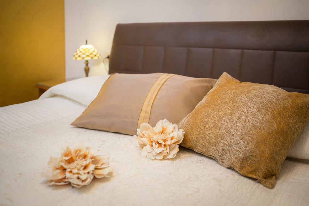 Romantic Luxury Rooms