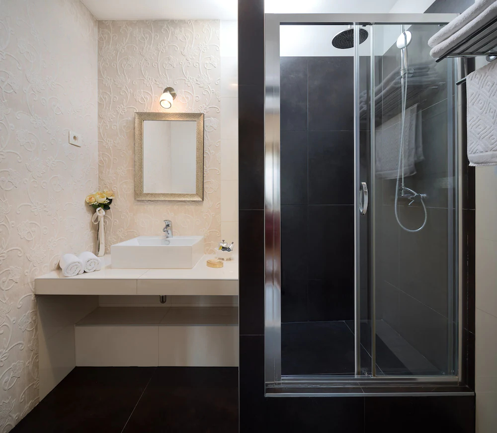 Romantic Luxury Rooms