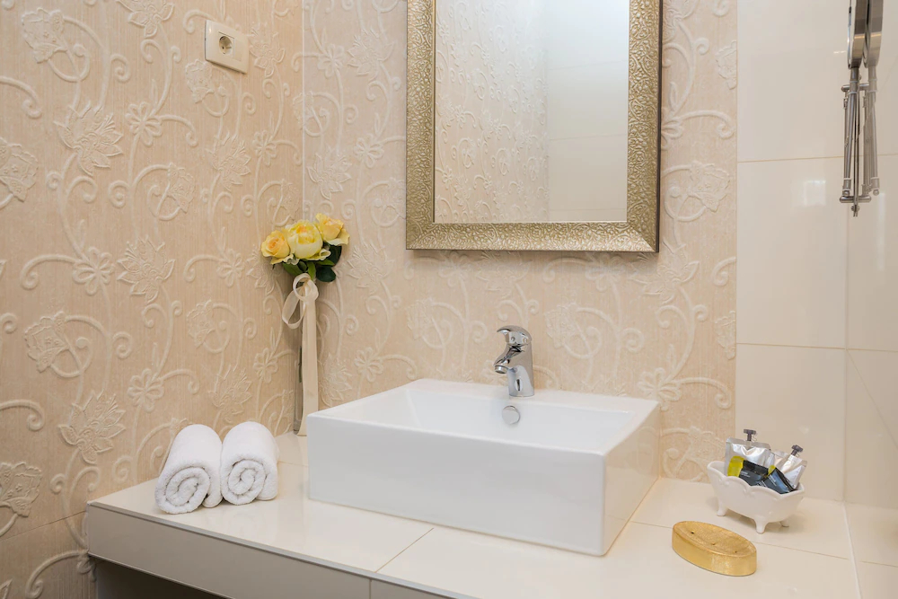Romantic Luxury Rooms