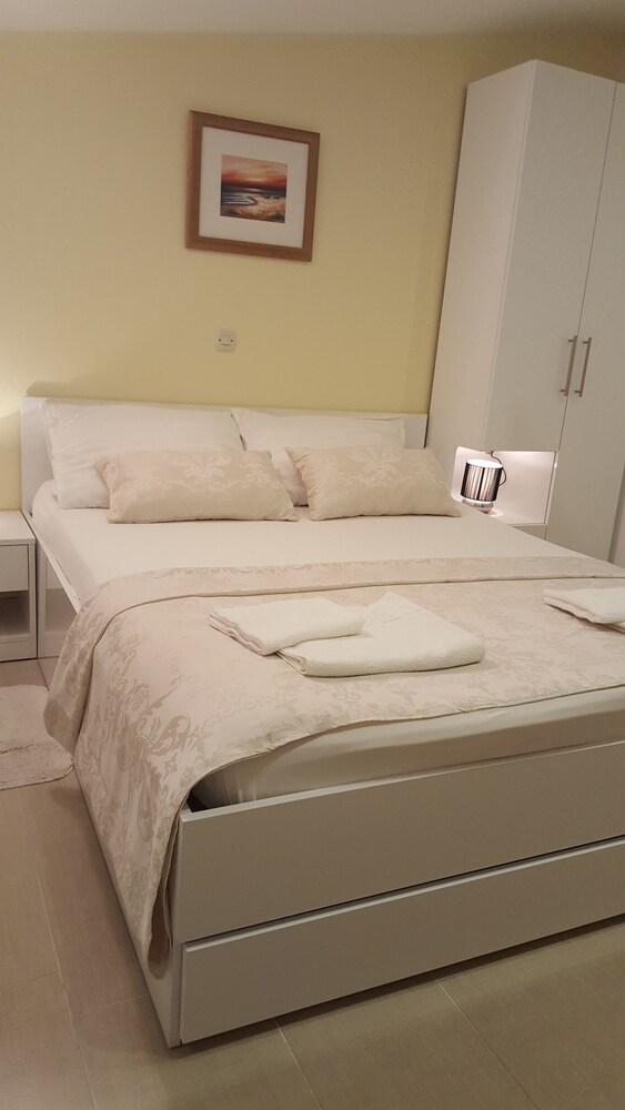 Rooms Valentino
