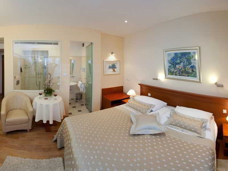 Royal Suites