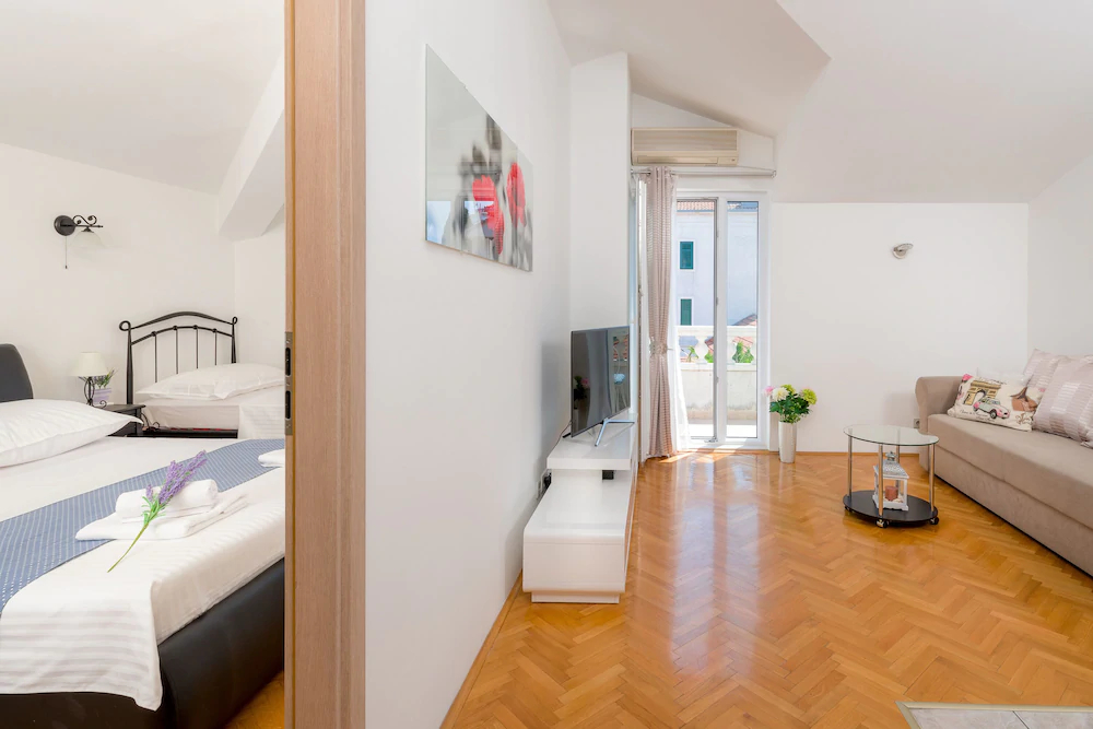 Royal Luxury Apartments