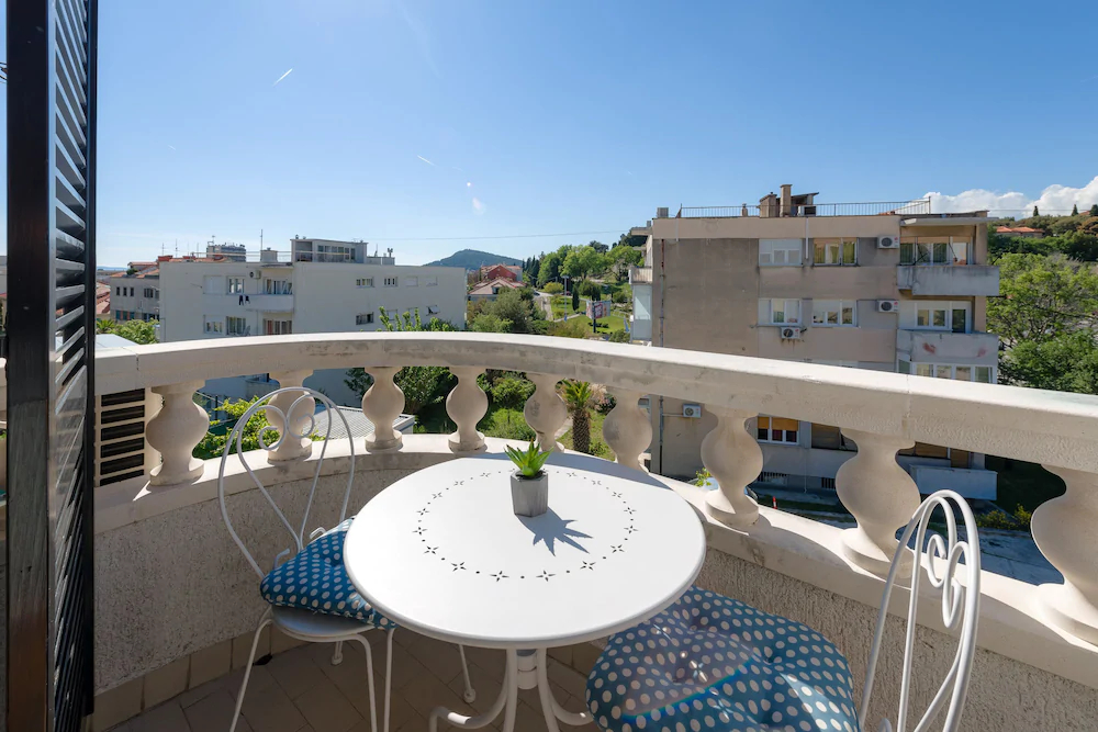 Royal Luxury Apartments