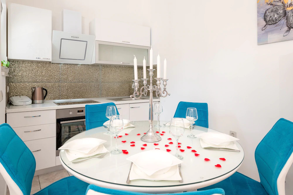 Royal Luxury Apartments