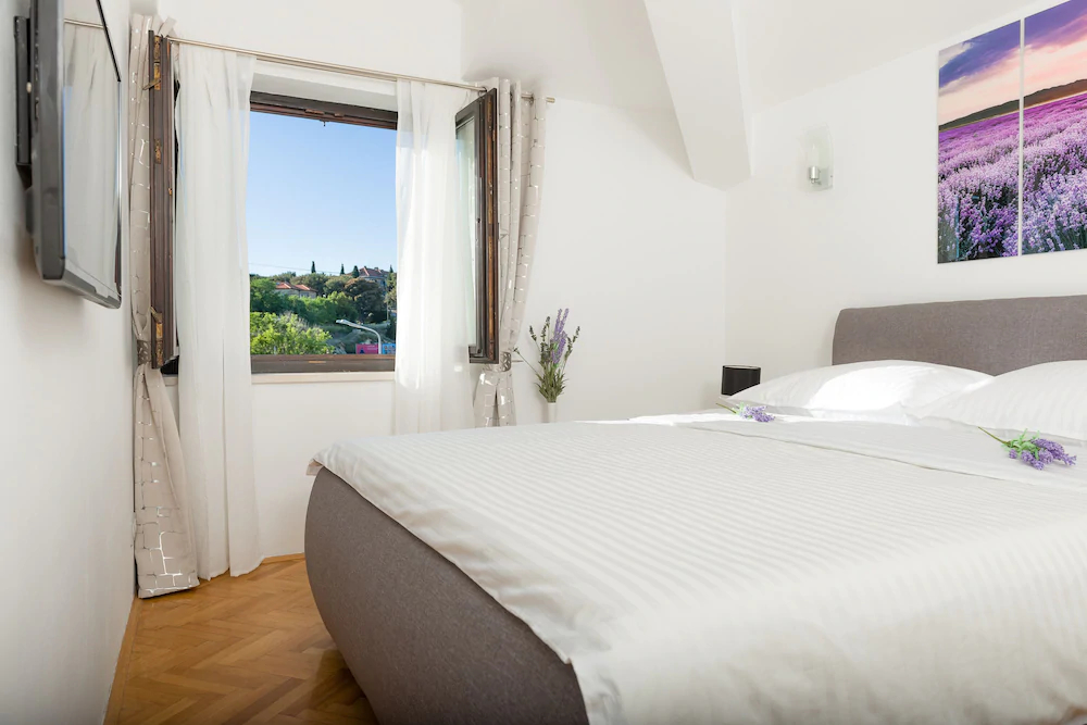 Royal Luxury Apartments