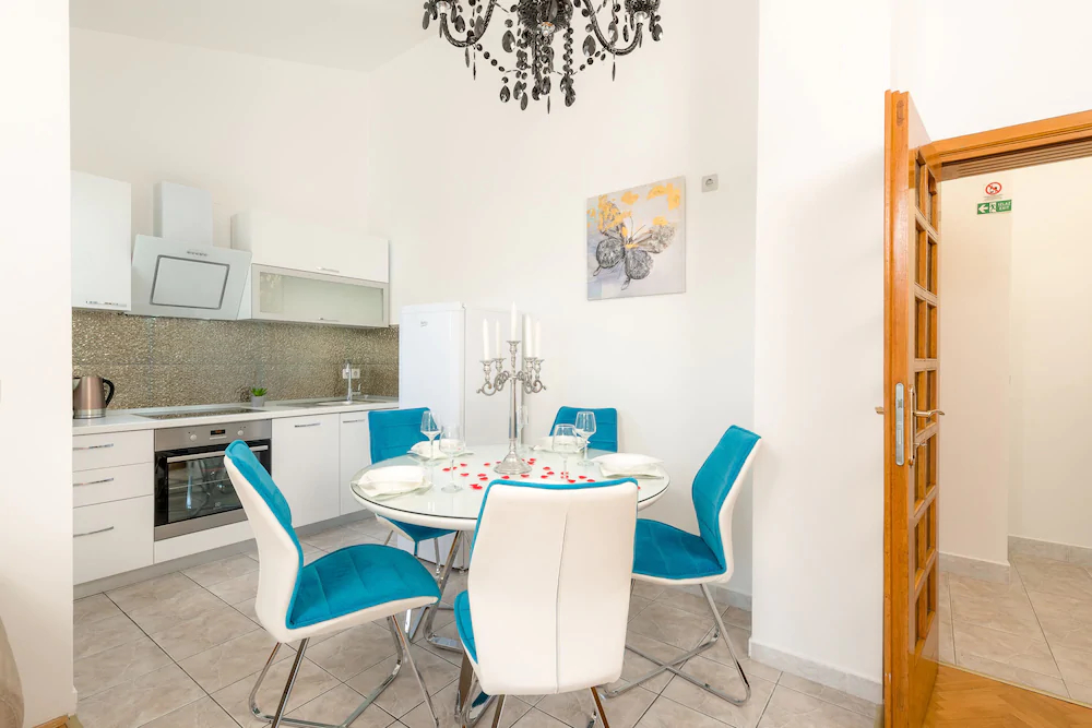 Royal Luxury Apartments