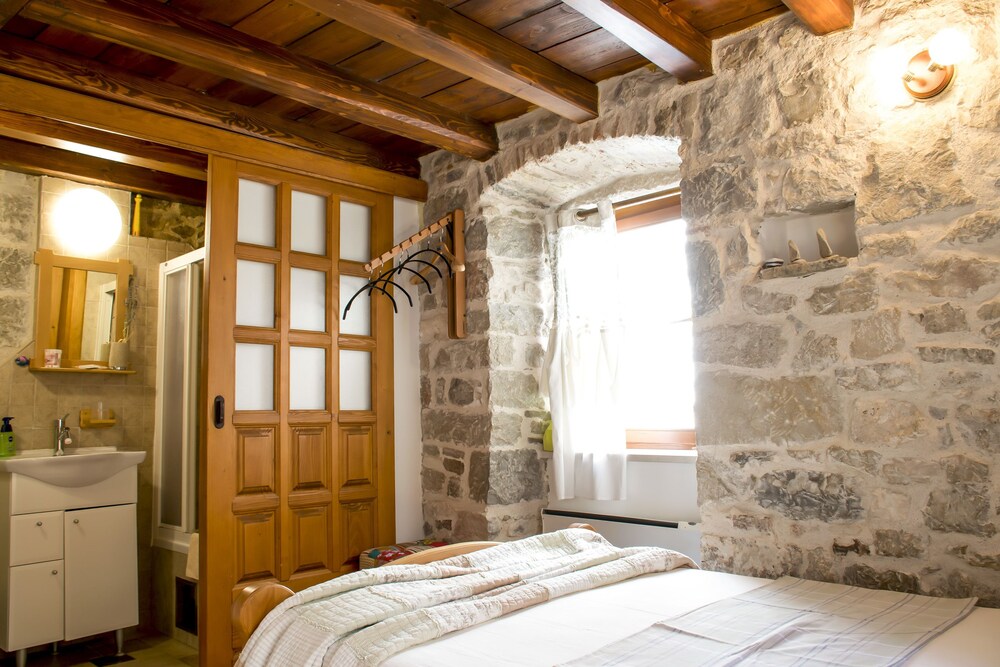 Apartments Salvezani