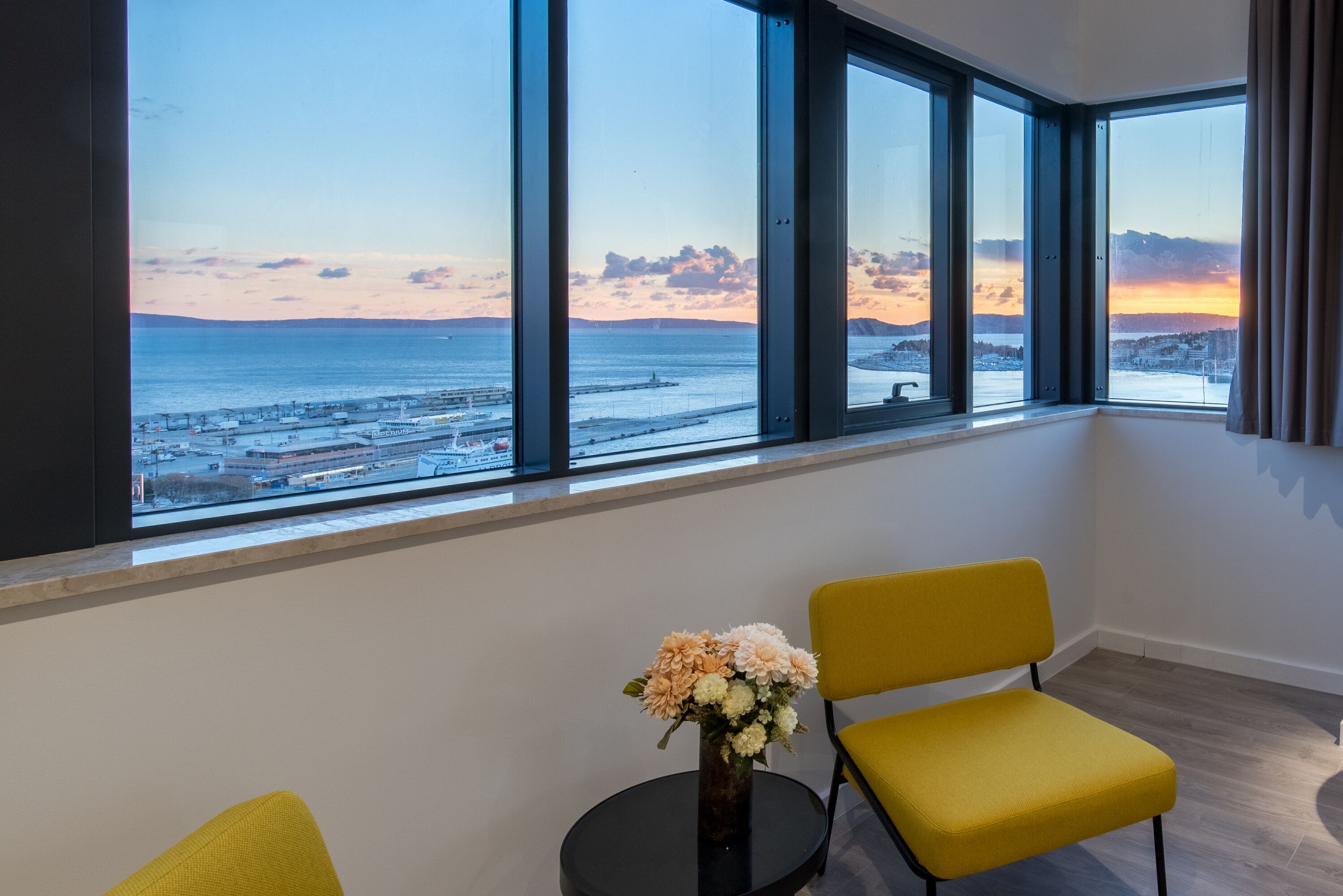 Seascape Luxury Rooms