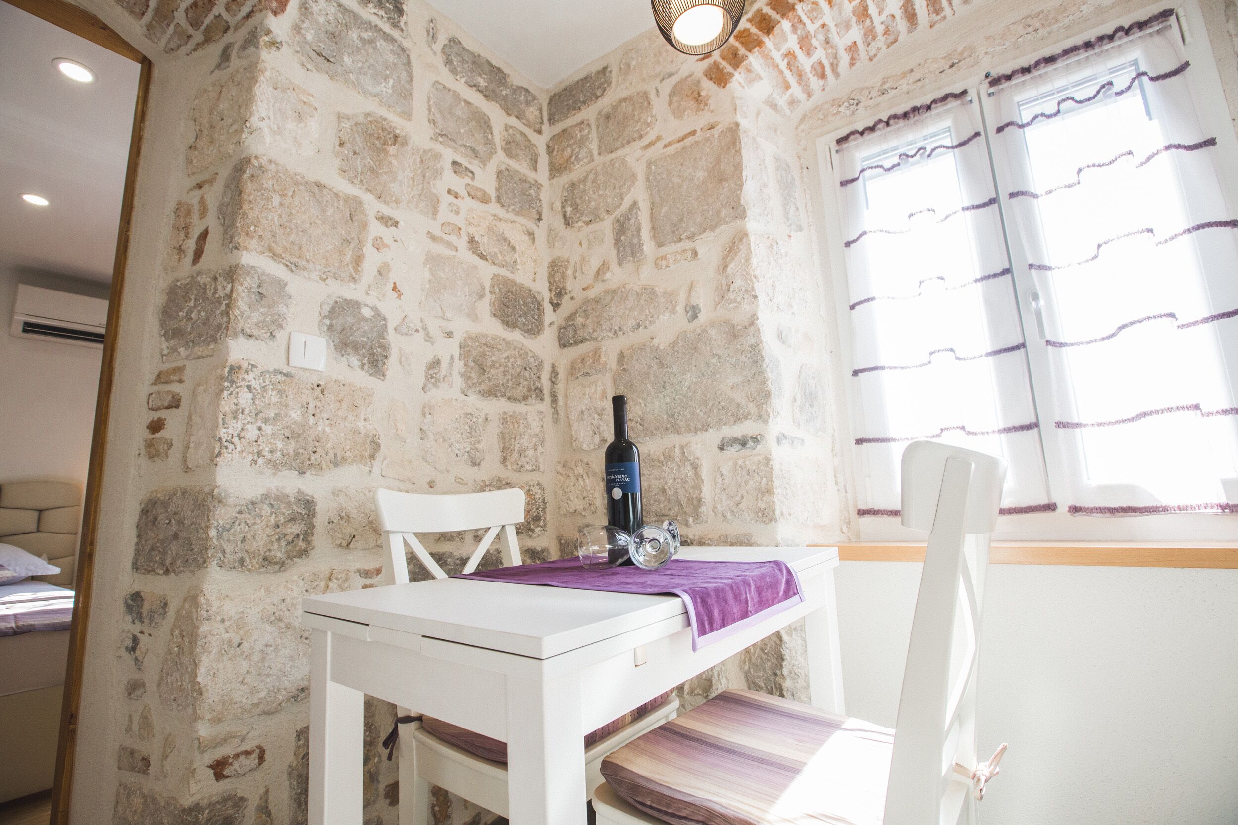 Sir George Luxury Suites