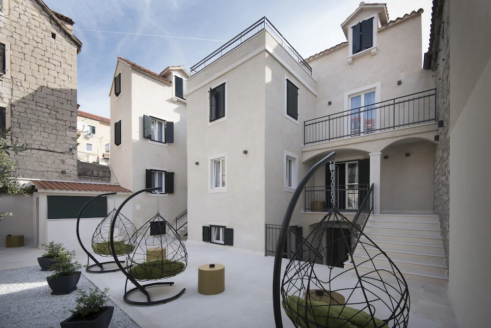 Sperone Heritage Hotel