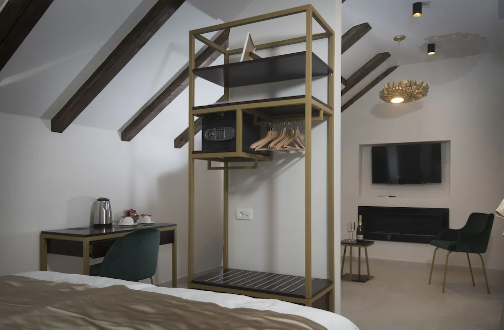 Sperone Heritage Hotel