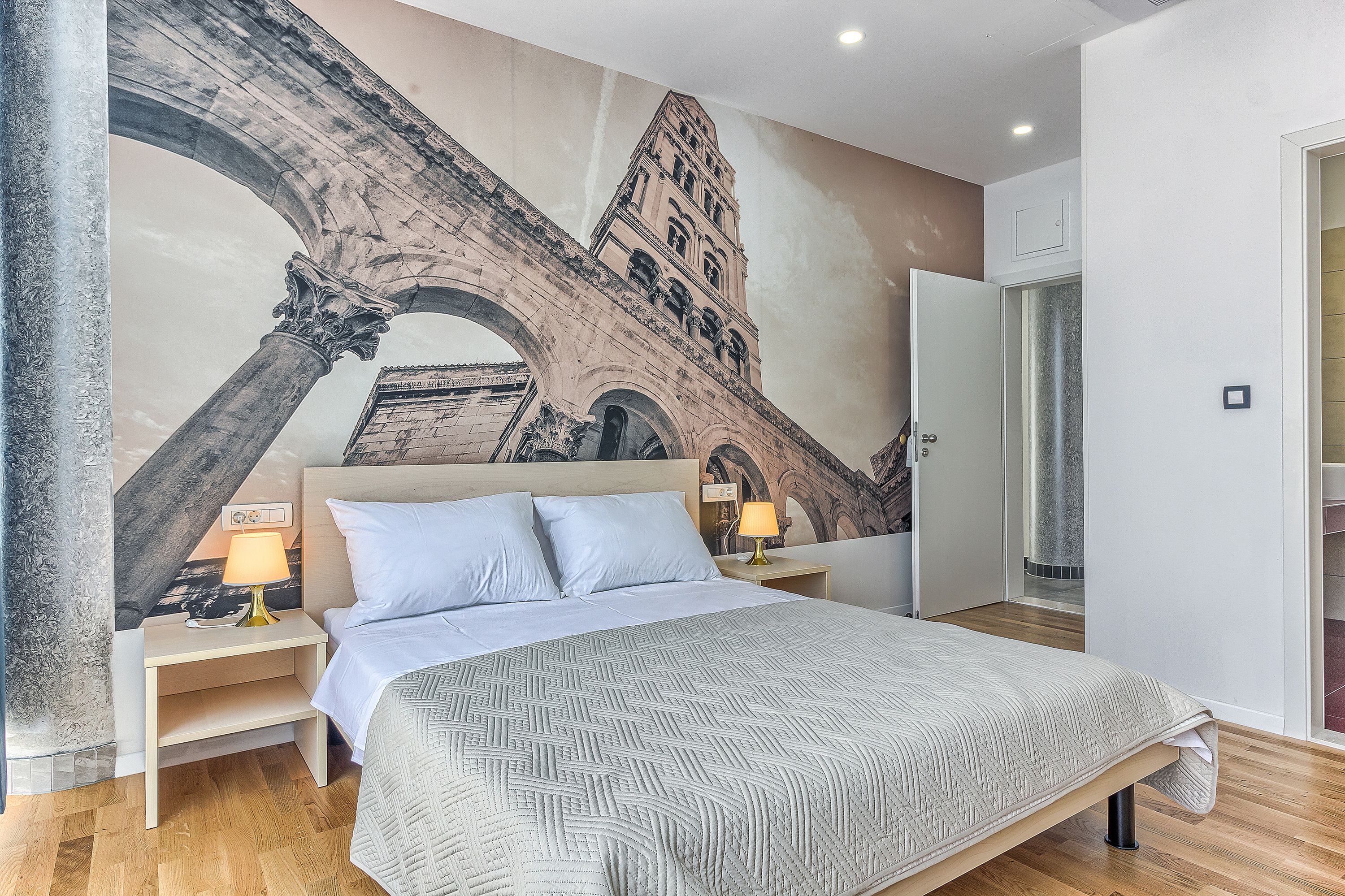 Split City Rooms