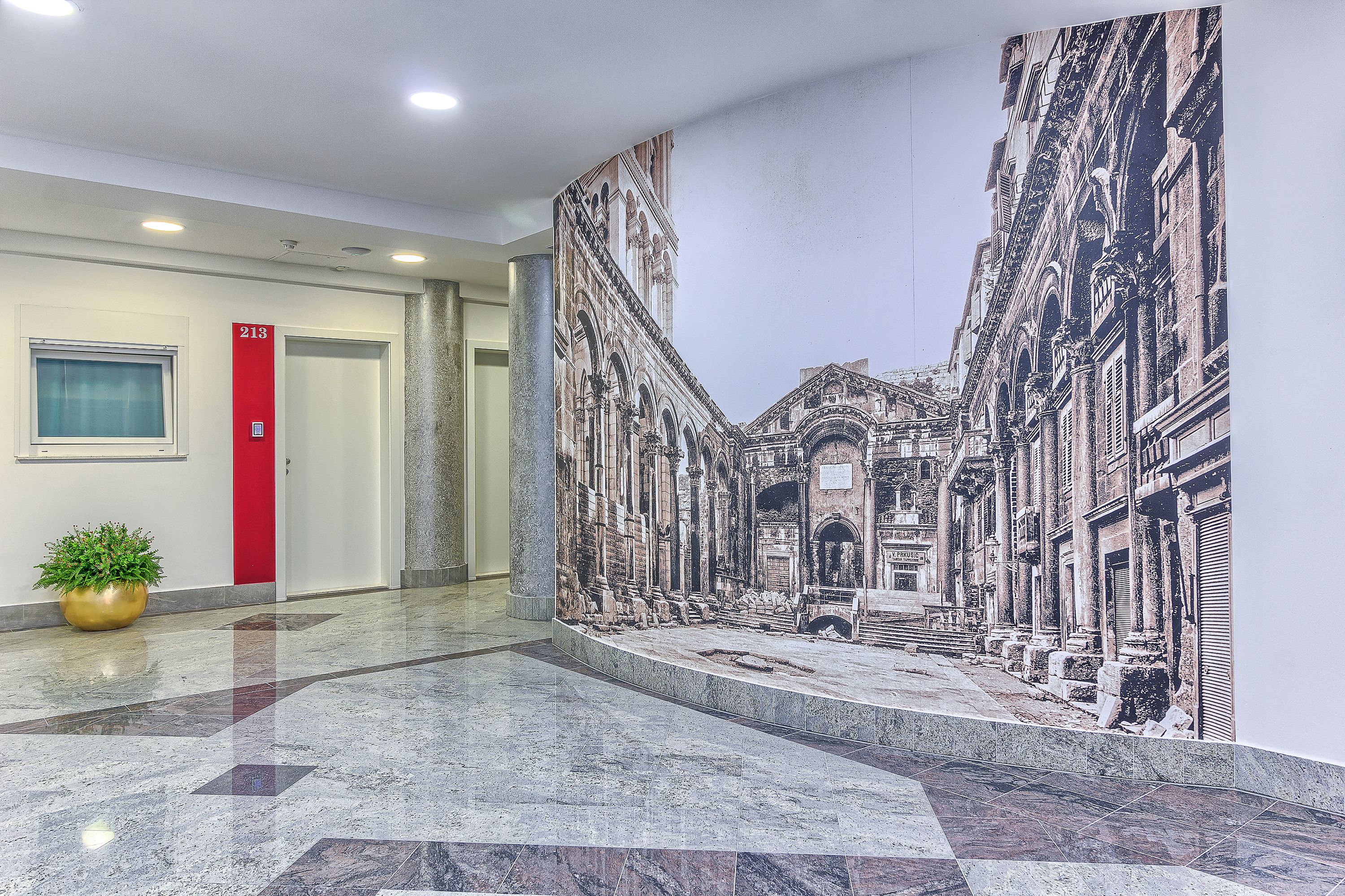 Split City Rooms