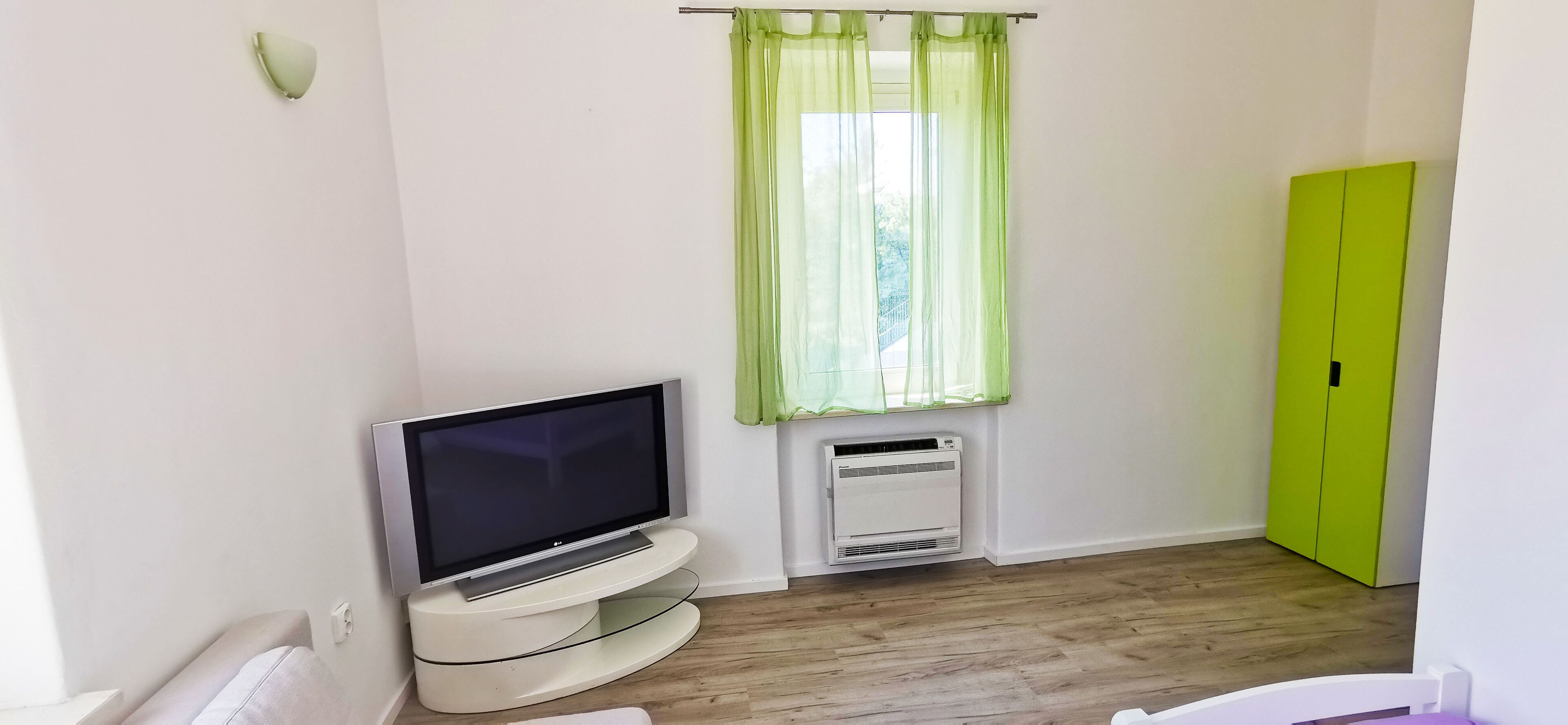 Spring Rooms Split